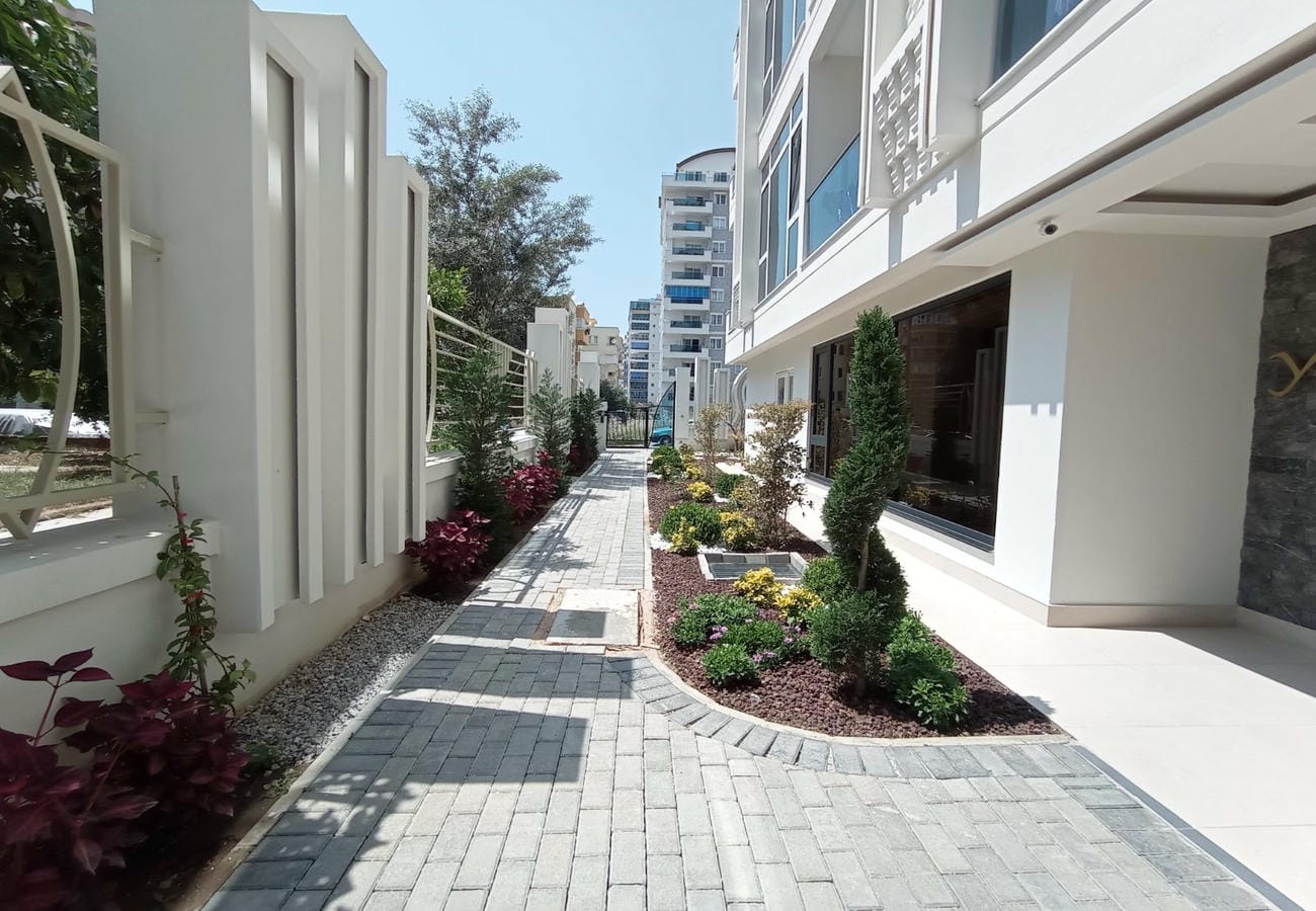 Apartment for rent in Mahmutlar – two-room furnished, 550 m to beach No. 24