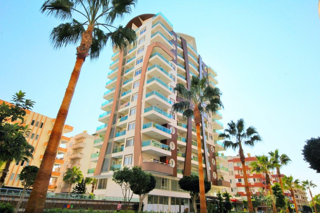 Квартира 1+1 в Алании, район Махмутлар - 70 м², мебель, вид на горы, рядом с морем