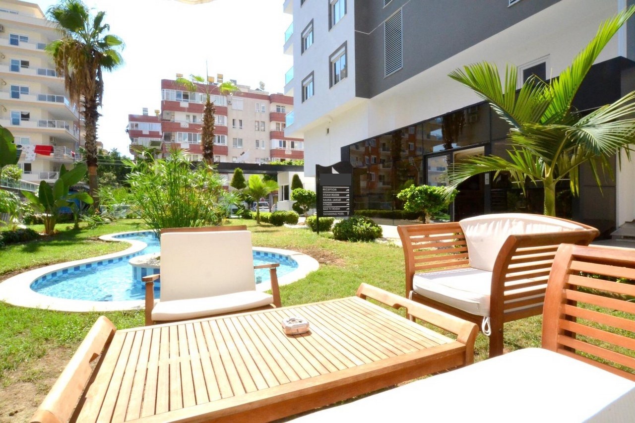 Квартира 1+1 в Алании, район Махмутлар - 70 м², мебель, вид на горы, рядом с морем