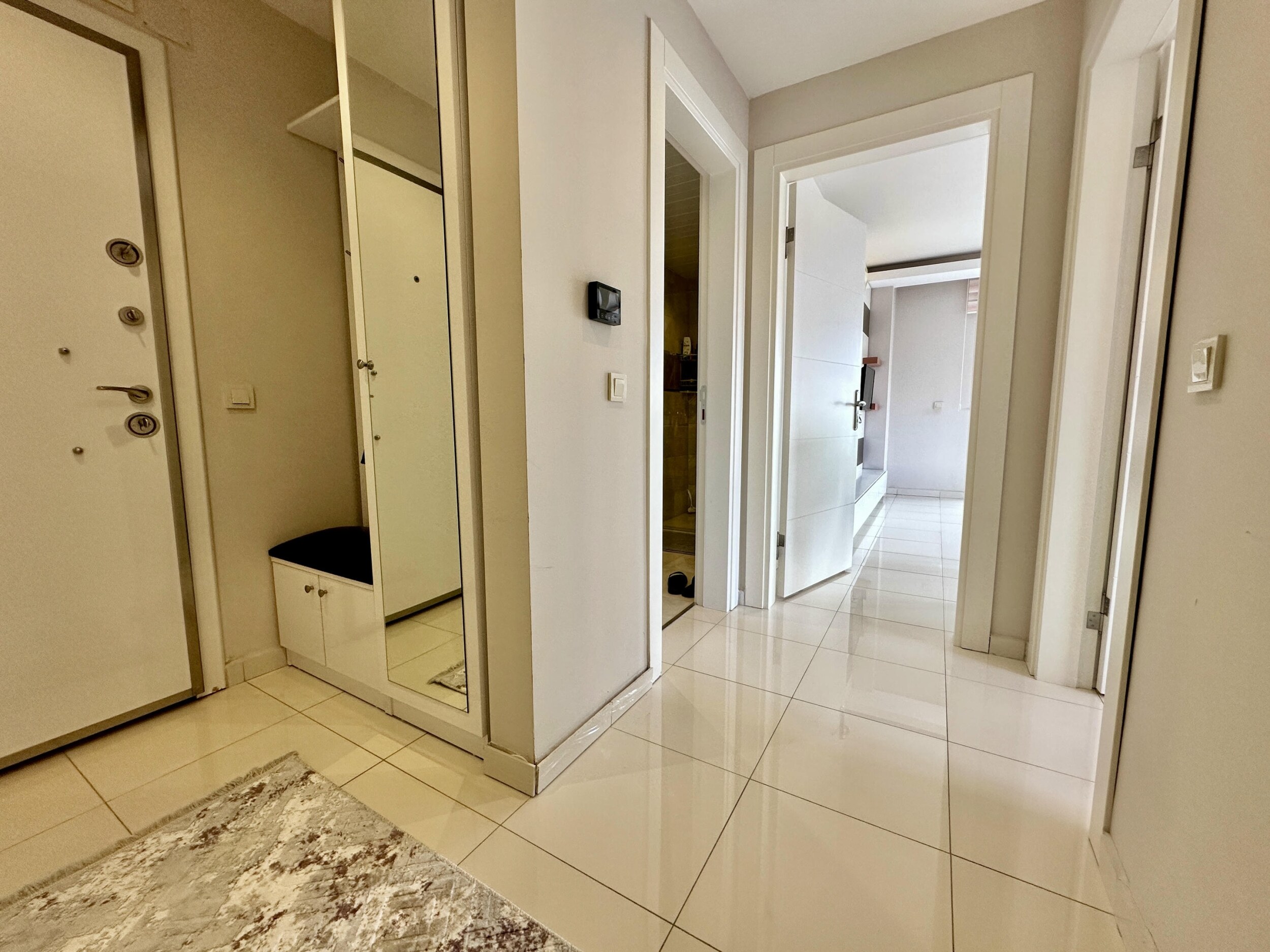 Квартира 1+1 в Алании, район Махмутлар - 70 м², мебель, вид на горы, рядом с морем