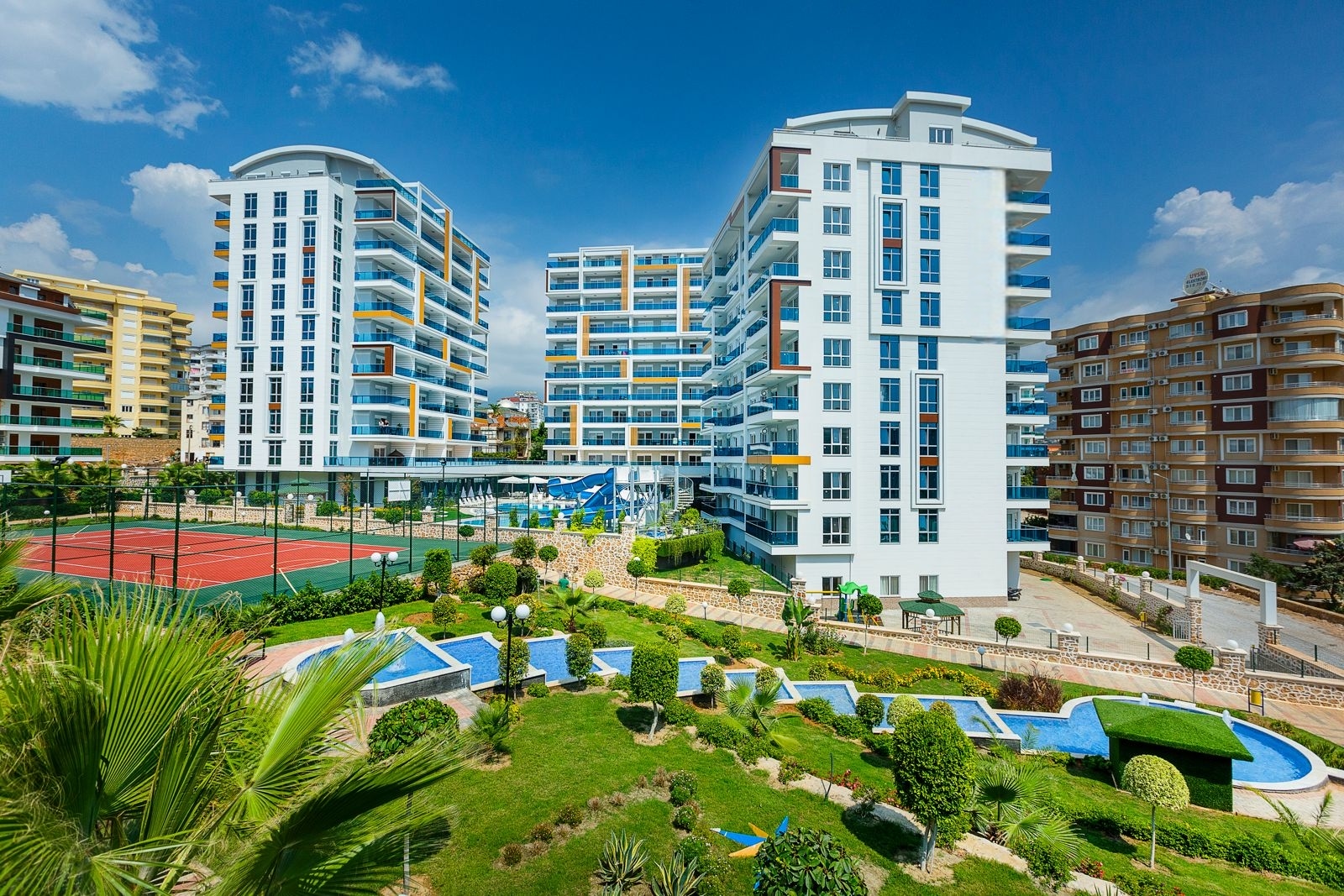 Квартира 1+1 в Алании, район Тосмур - новая мебель, вид на море