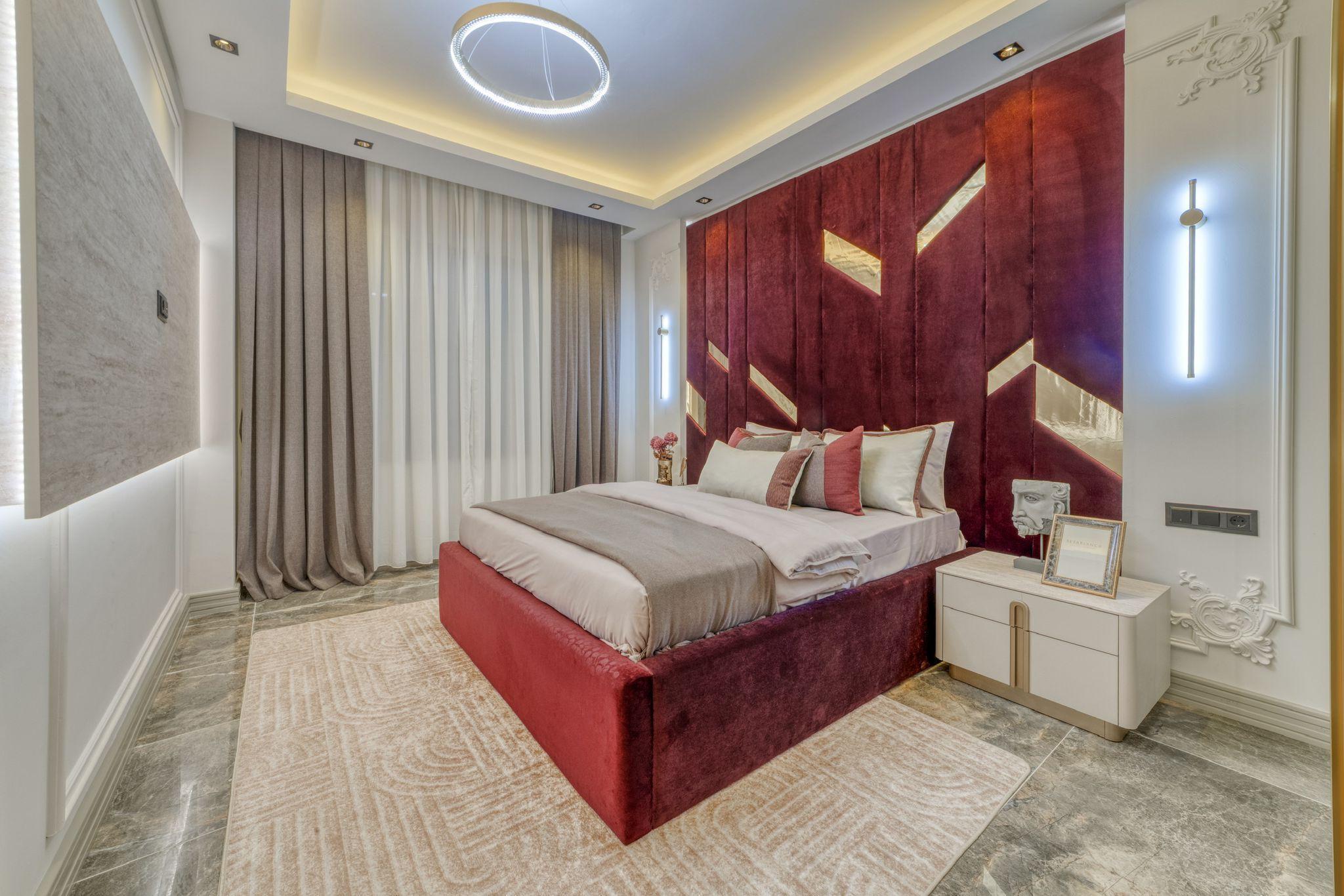Alanya, Bektaş'ta, havuzlu ve panoramik manzaralı lüks villa. Vatandaşlık başvurusu yapılabilir.
