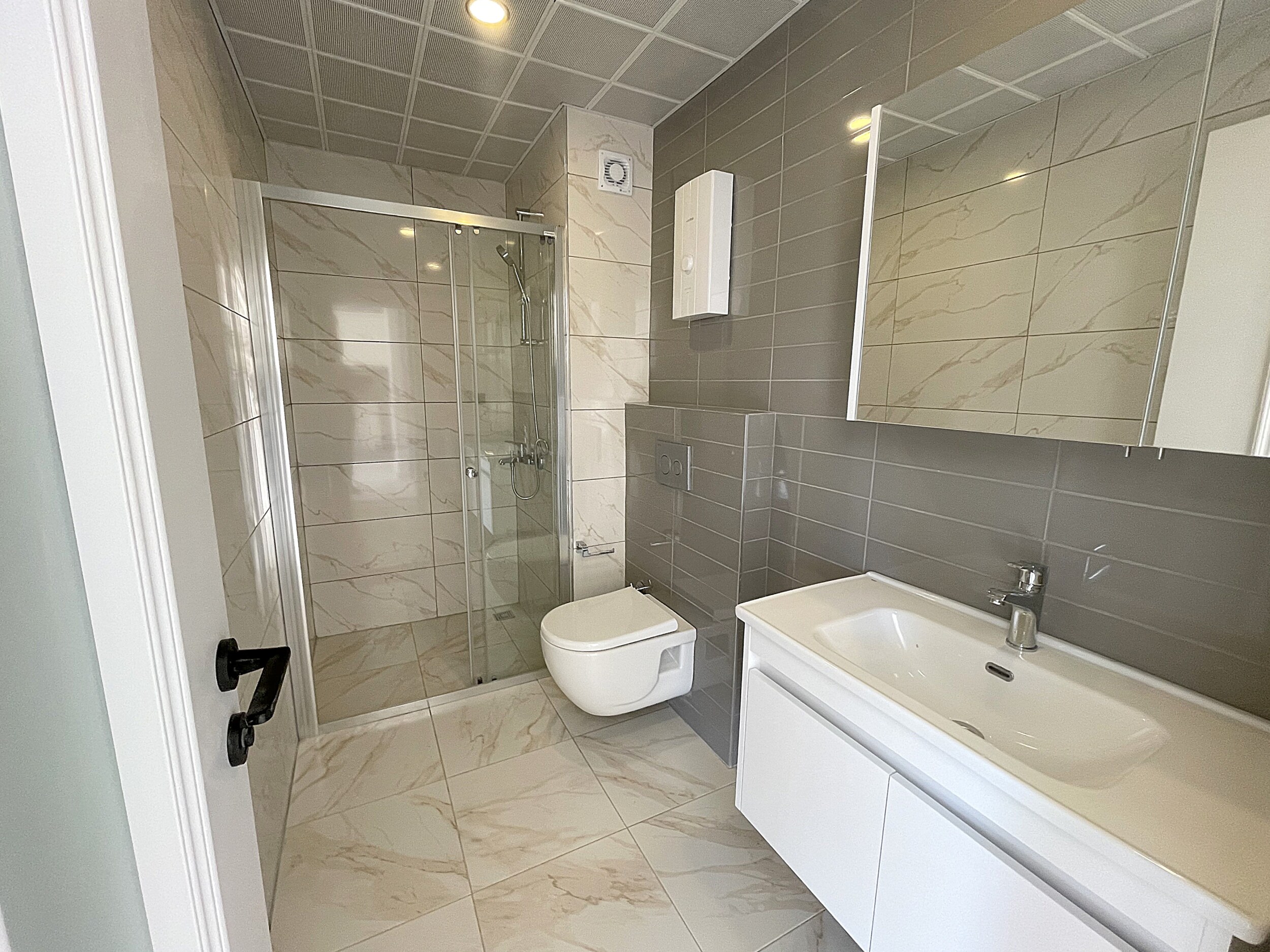 Квартира 2+1 в Авсалларе - современный комплекс, 800 м до пляжа Инджекум