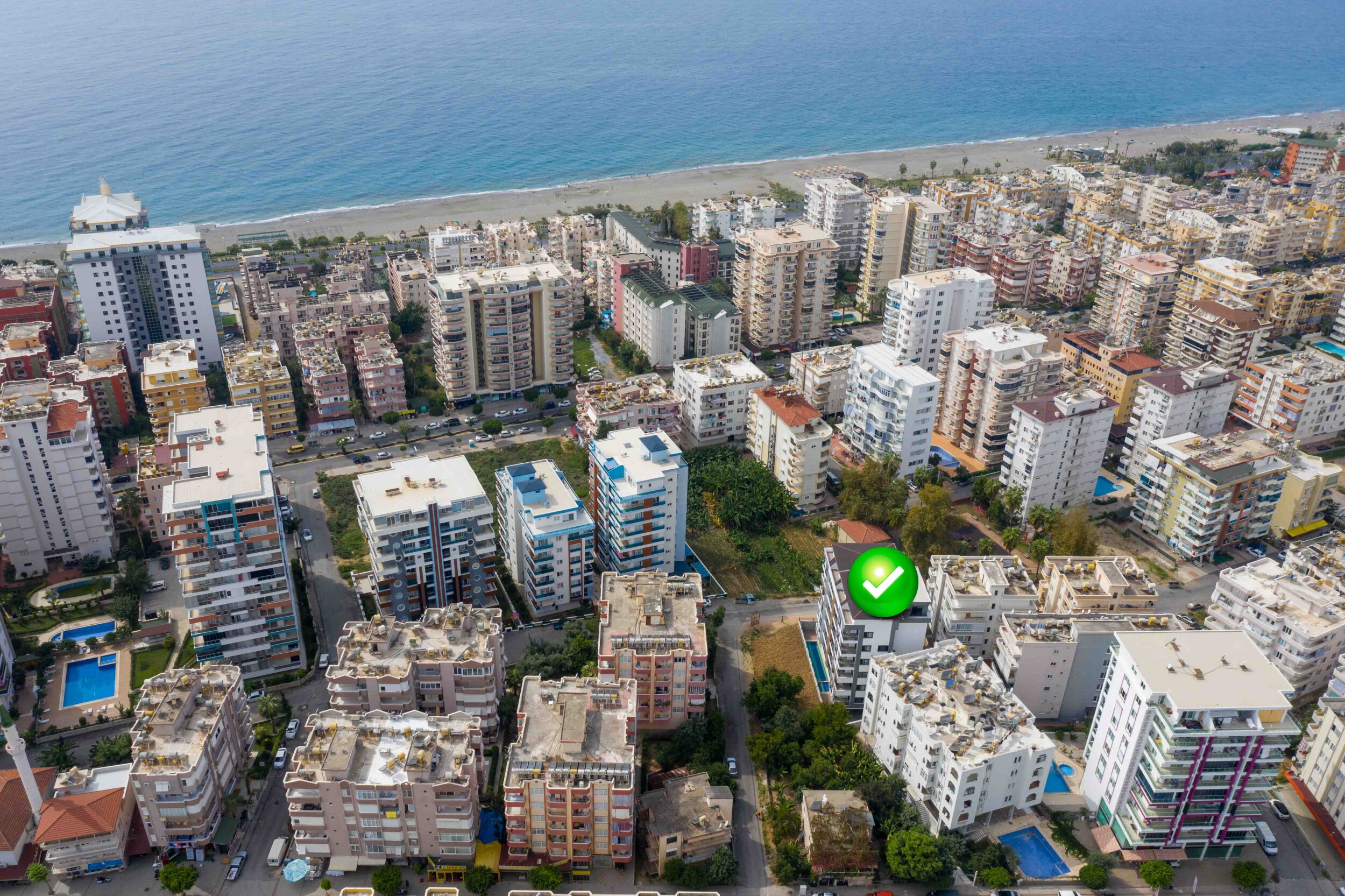 Квартира 1+1 в Алании, район Махмутлар - мебель, остекленный балкон, 250 м до моря