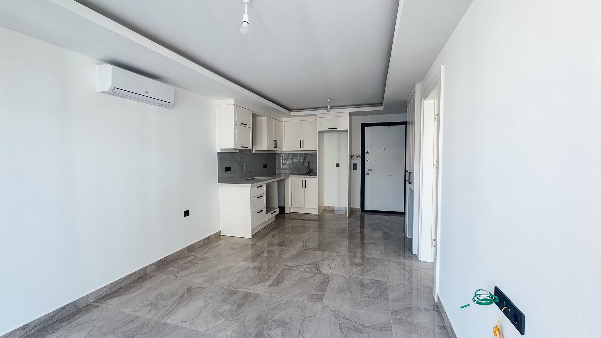 Квартира 1+1 в центре Алании - вид на горы, 800 м до пляжа Клеопатра