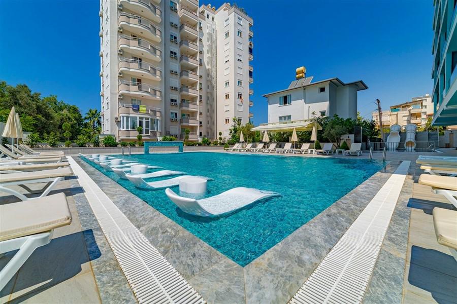 Квартира 1+1 в Алании, район Махмутлар - 70 м², мебель, 2 балкона с видом на море и горы, от собственника