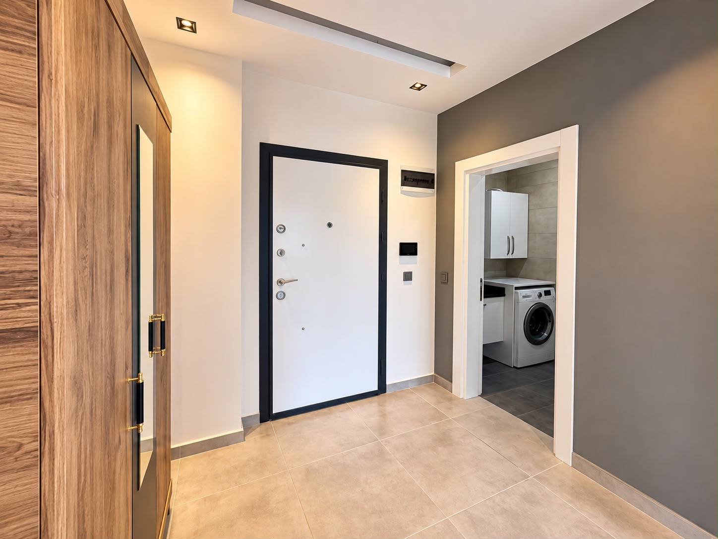 Квартира 1+1 в Алании, район Махмутлар - 70 м², мебель, 2 балкона с видом на море и горы, от собственника