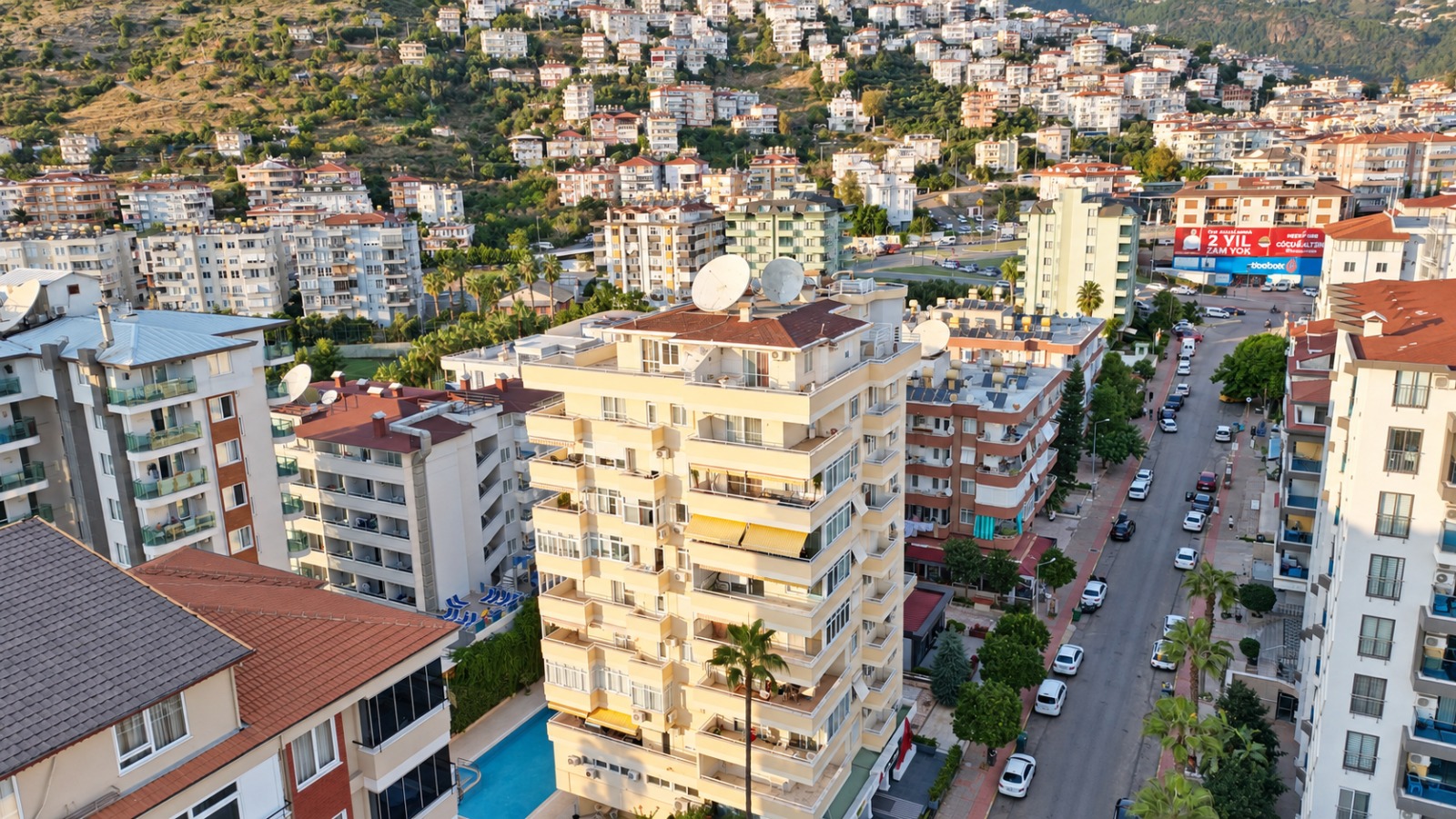 Квартира 2+1 в Алании под ВНЖ, район пляжа Клеопатра - 130 м², мебель, вид на море и крепость