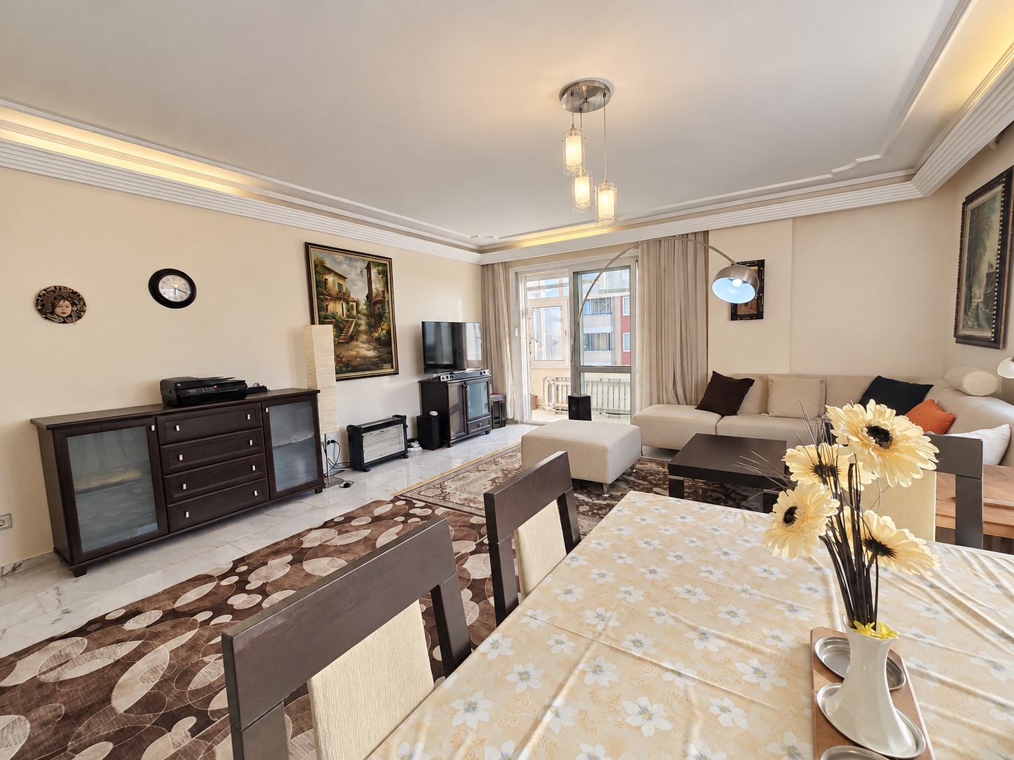 Квартира 2+1 в Алании под ВНЖ, район пляжа Клеопатра - 130 м², мебель, вид на море и крепость