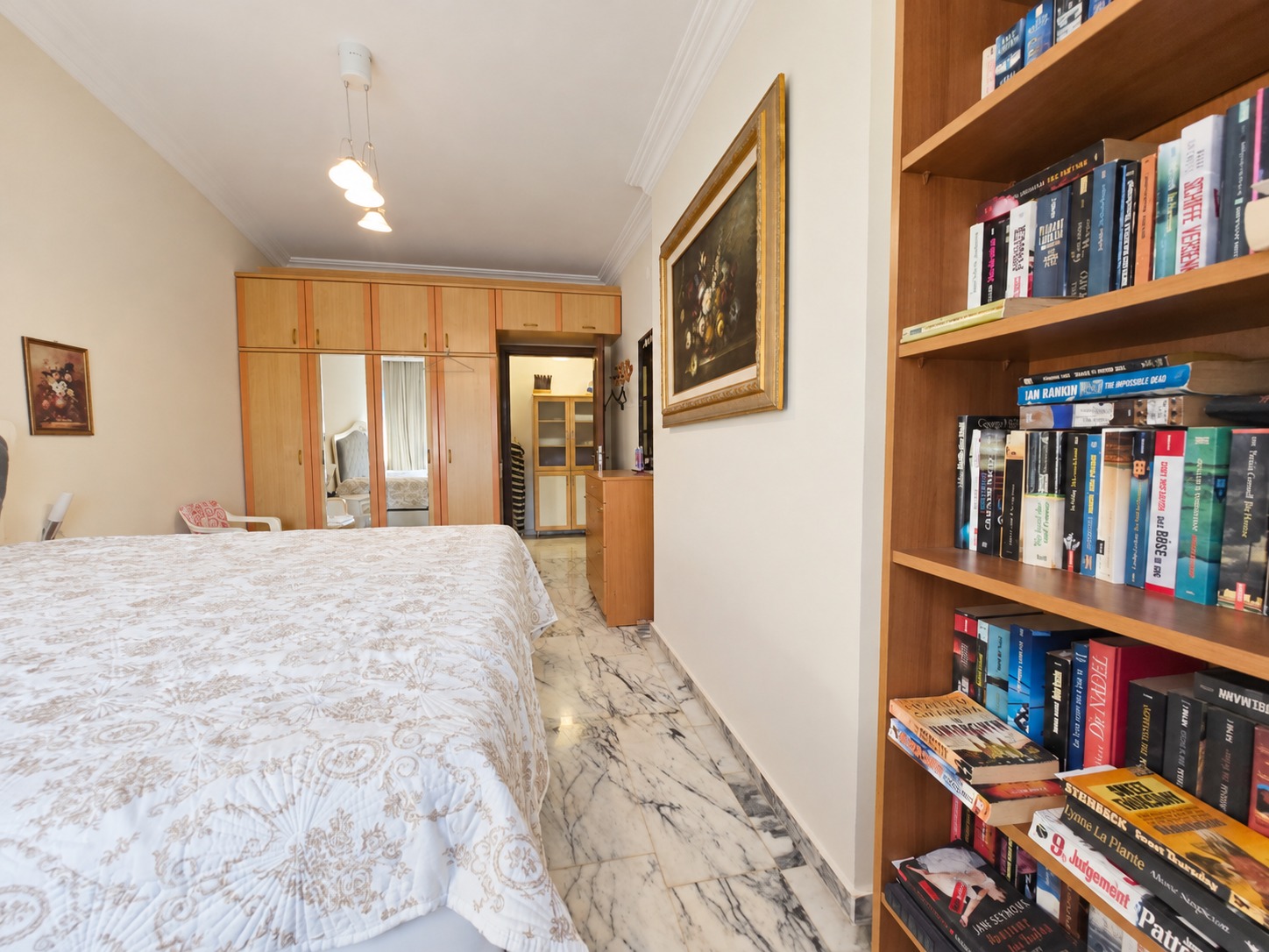 Квартира 2+1 в Алании под ВНЖ, район пляжа Клеопатра - 130 м², мебель, вид на море и крепость