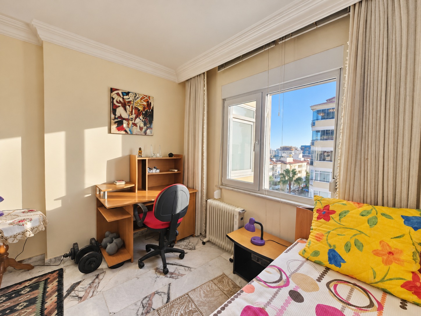 Квартира 2+1 в Алании под ВНЖ, район пляжа Клеопатра - 130 м², мебель, вид на море и крепость