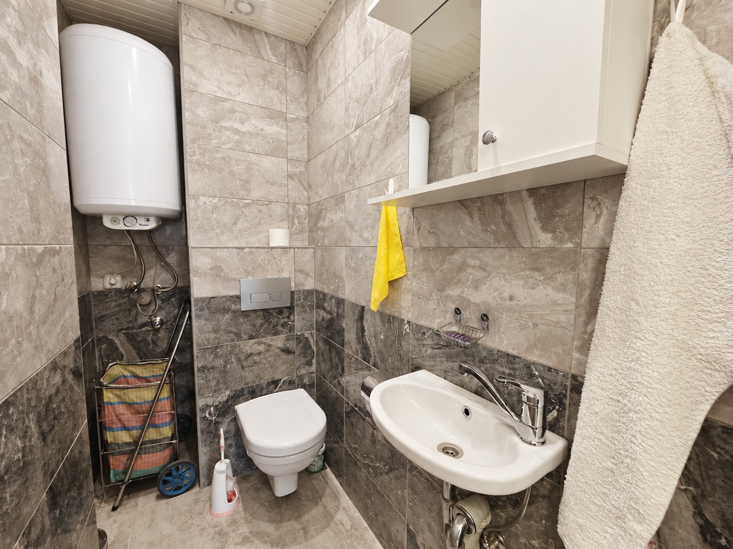 Квартира 2+1 в Алании под ВНЖ, район пляжа Клеопатра - 130 м², мебель, вид на море и крепость