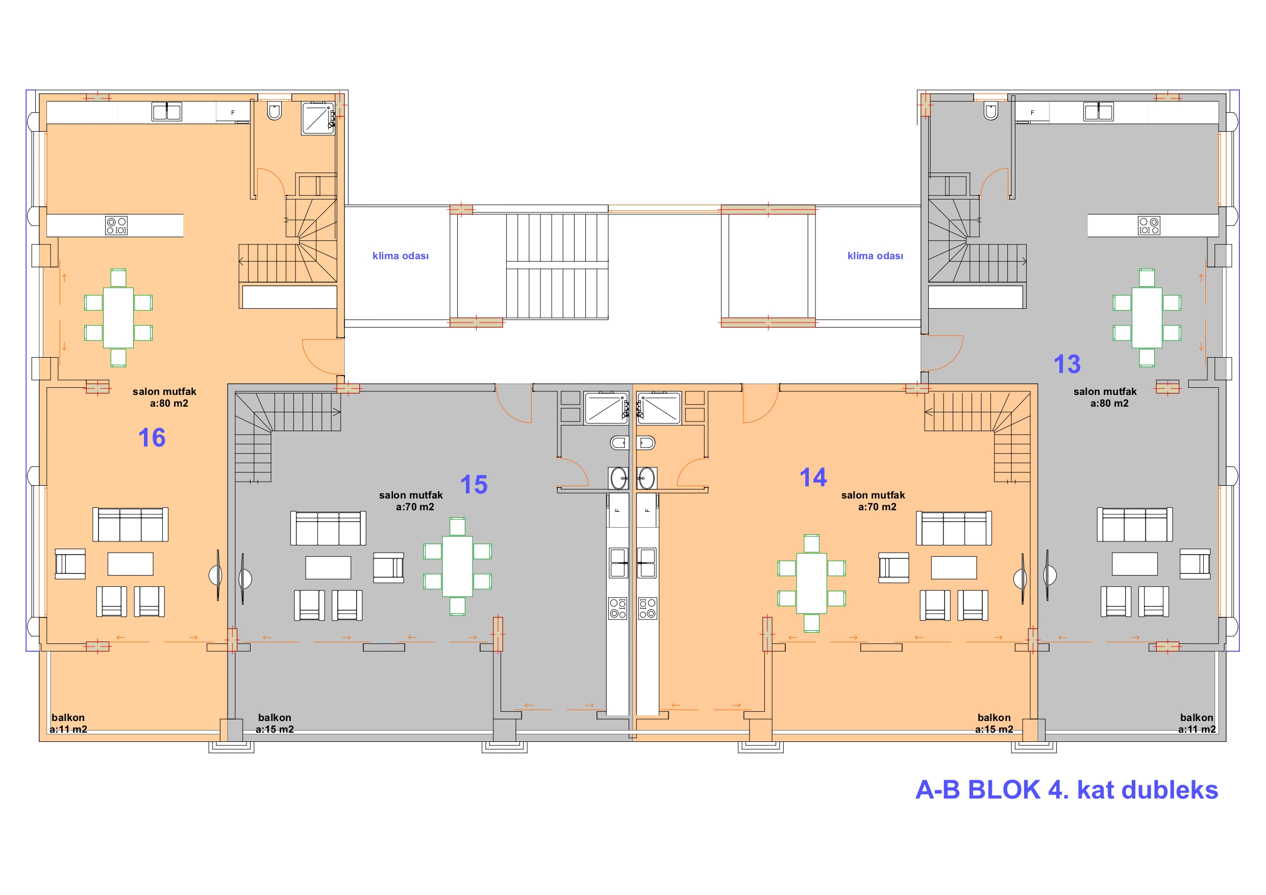 Dört dubleksli dördüncü kat planında iç merdivenler, 11 ve 15 m² balkonlar