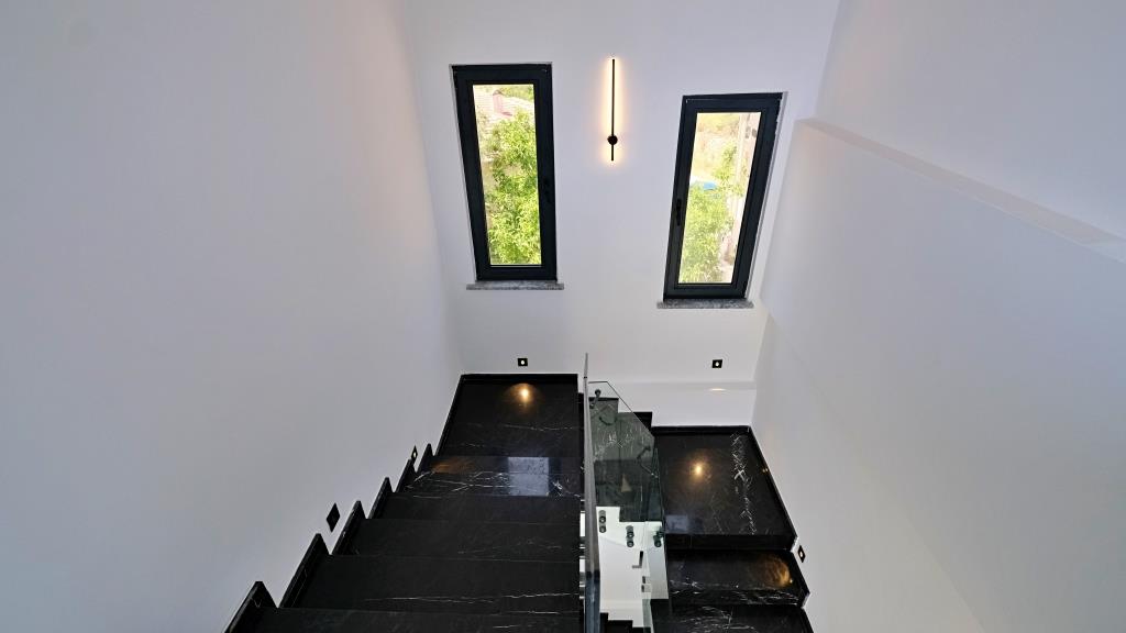 Alanya, Bektaş bölgesinde panoramik manzaralı lüks özel villa - vatandaşlık için
