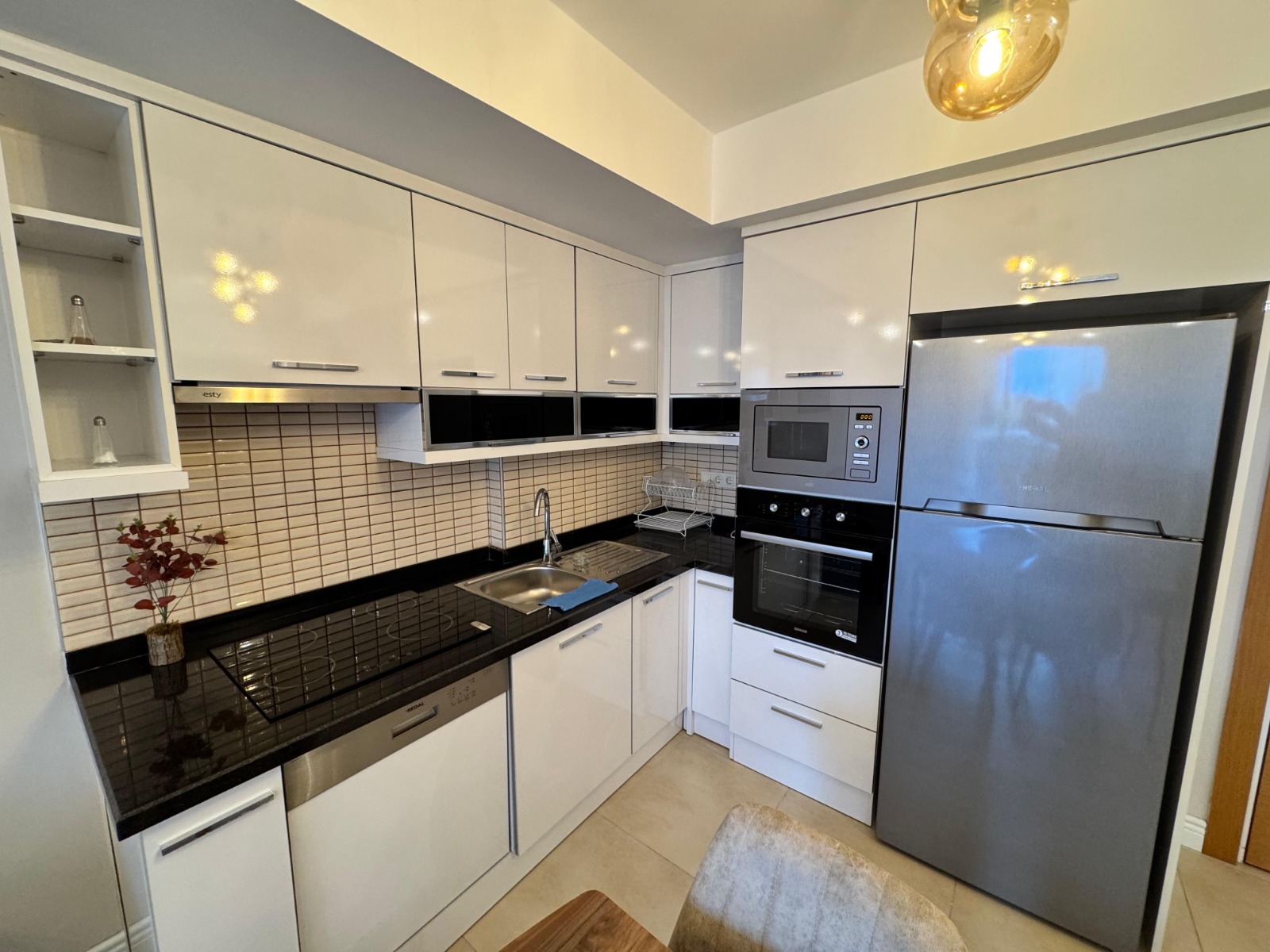 Квартира 1+1 в Джикджилли - 75 м², меблирована, остеклённый балкон