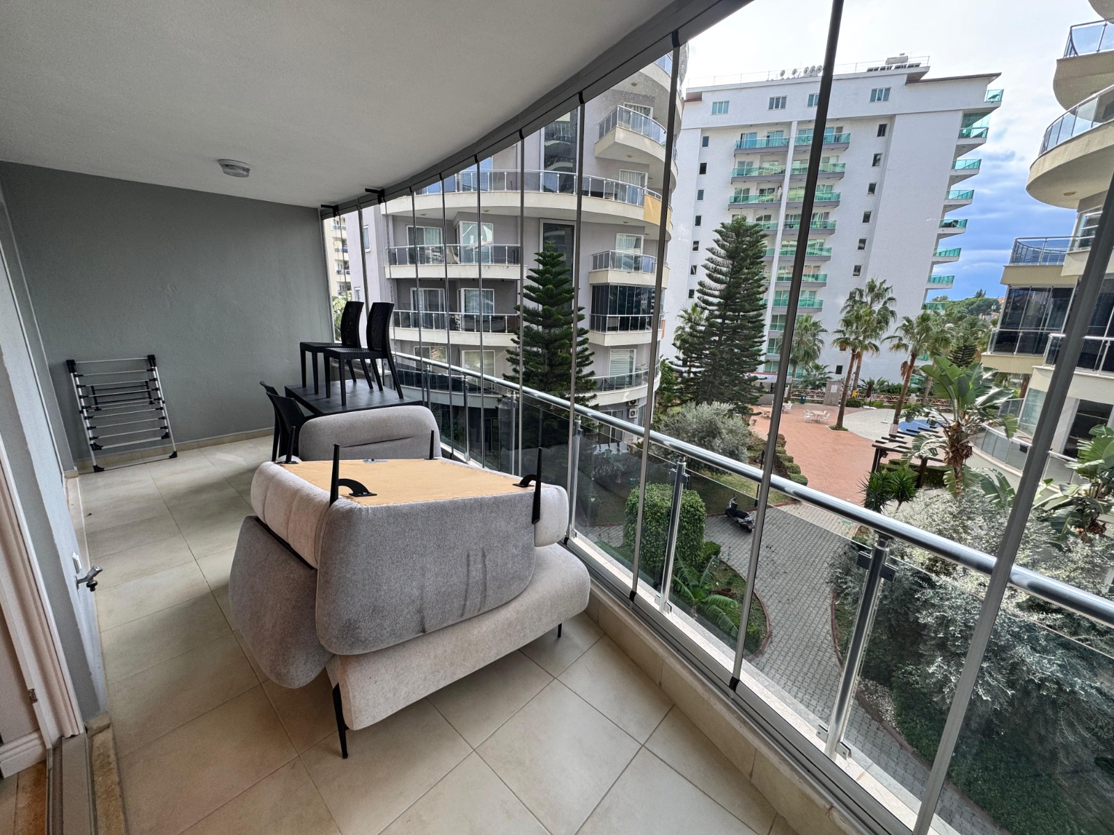 Квартира 1+1 в Джикджилли - 75 м², меблирована, остеклённый балкон