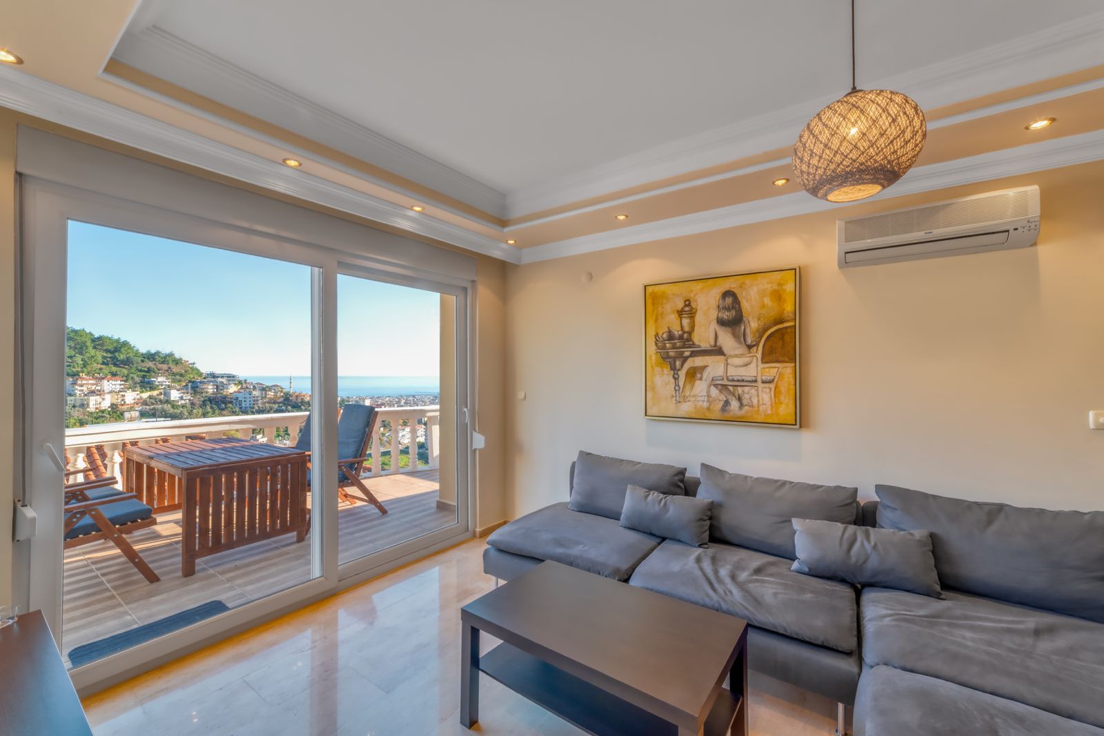 3+1 apartment in the Tepe area – furnished, sea view in an apart-villa