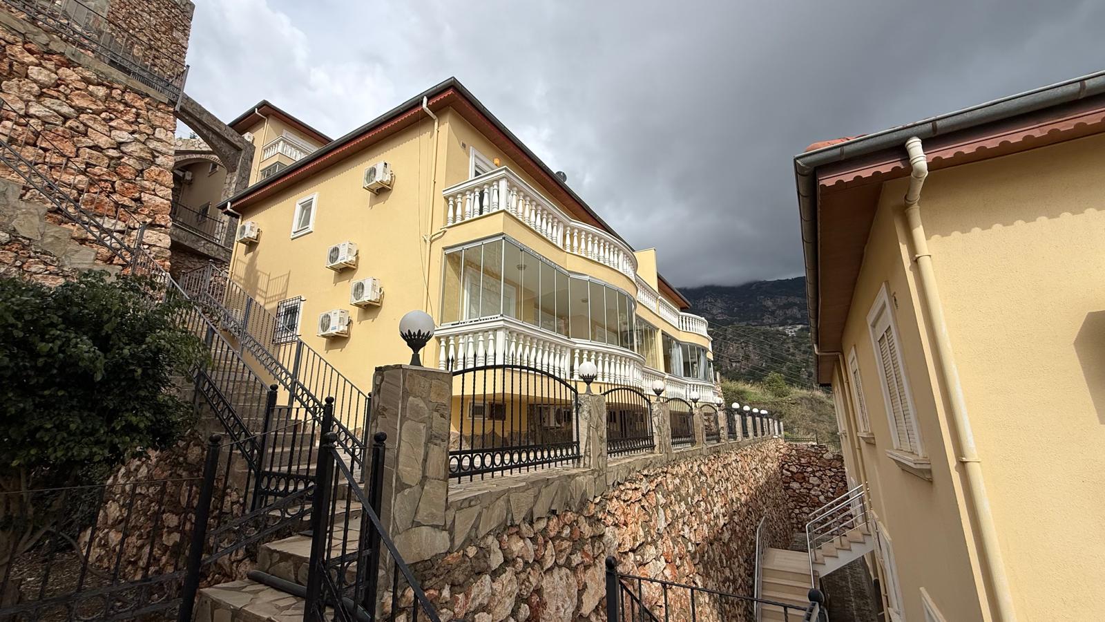 3+1 apartment in the Tepe area – furnished, sea view in an apart-villa