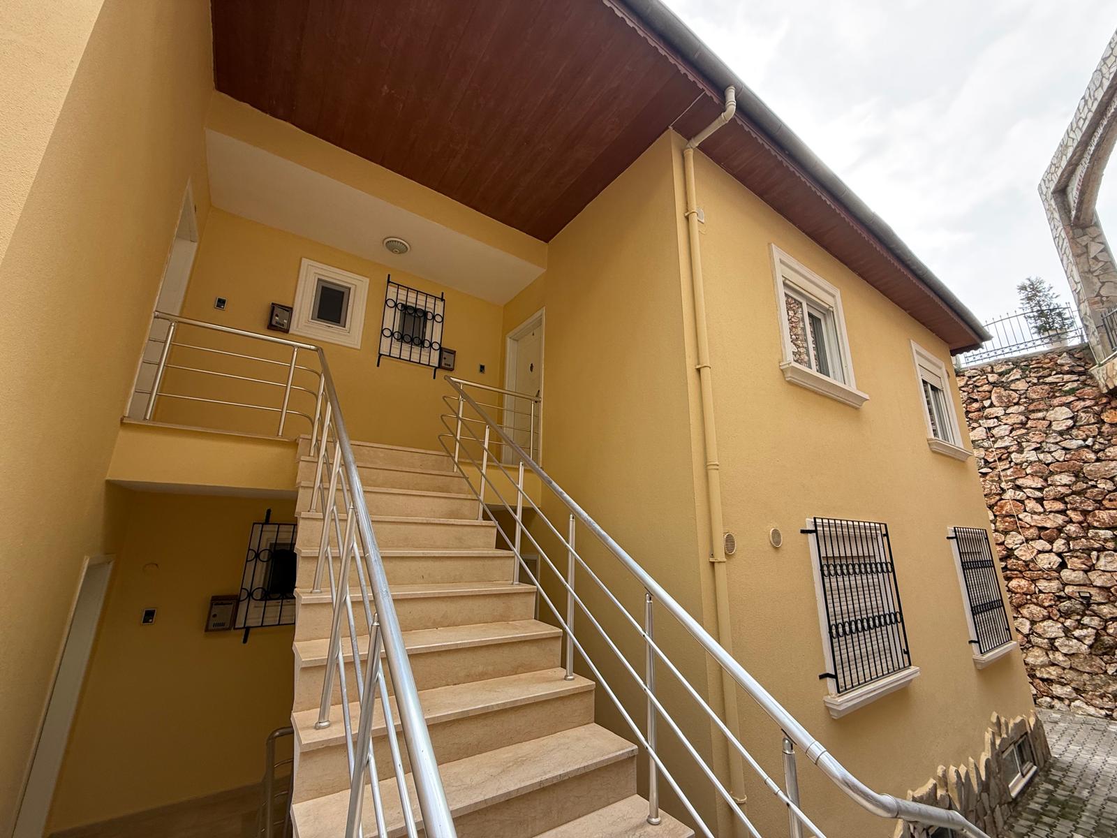 3+1 apartment in the Tepe area – furnished, sea view in an apart-villa