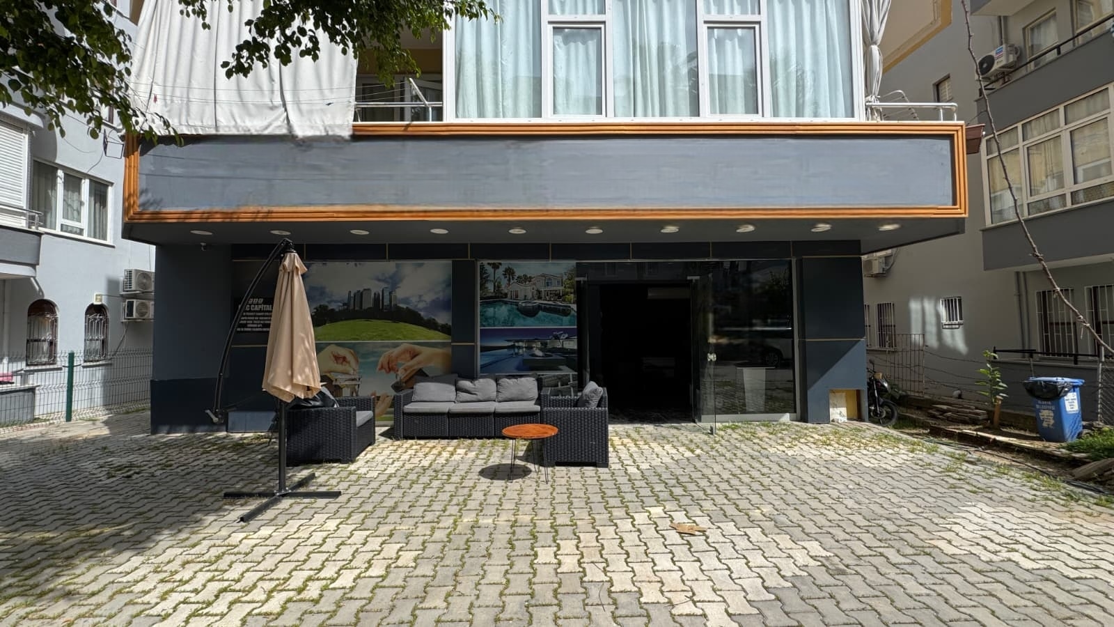 Turnkey office in the center of Alanya, Cleopatra Beach area - 300 meters
