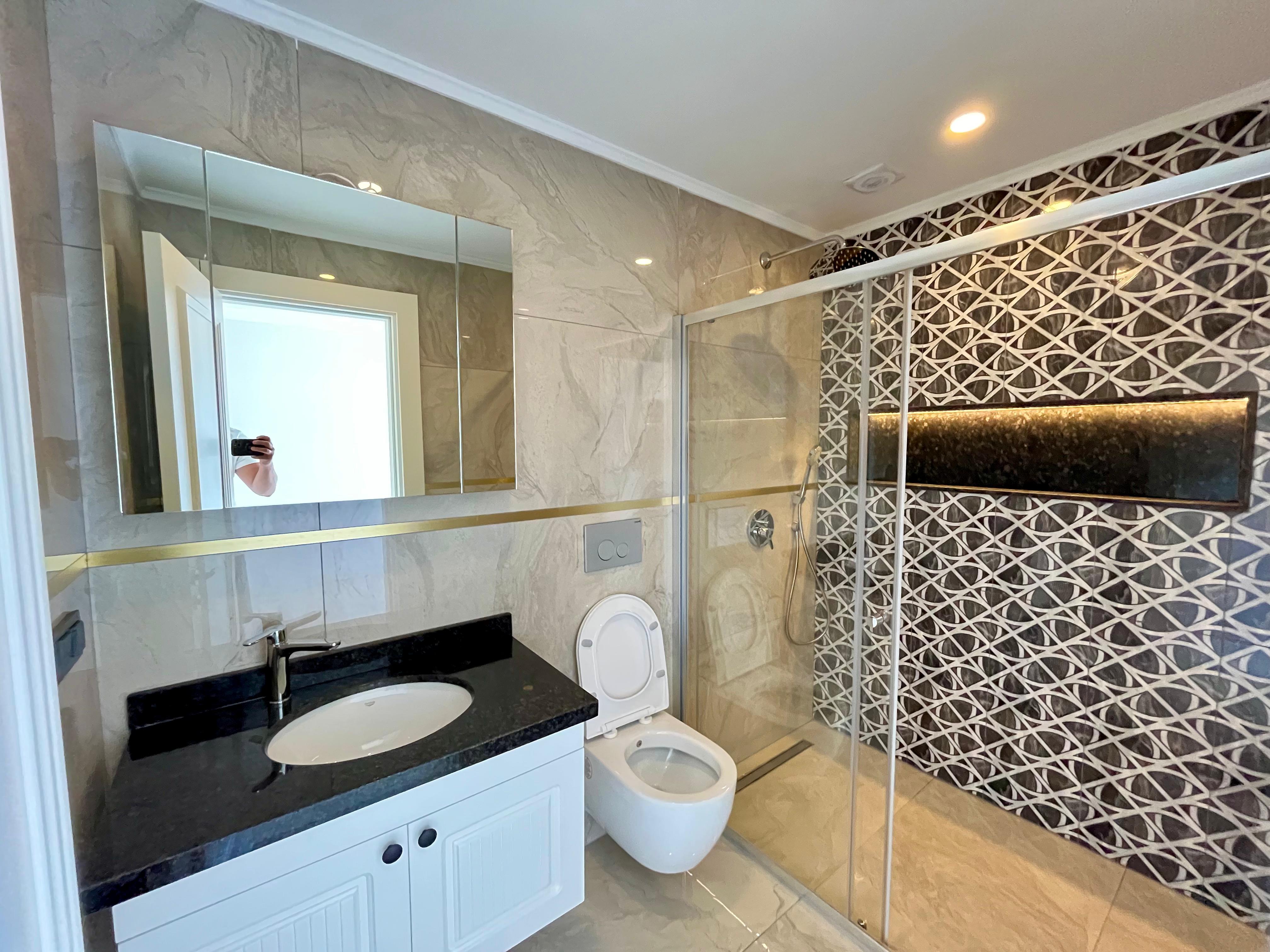 2+1 apartment with a view in the center of Alanya, Cleopatra Beach area