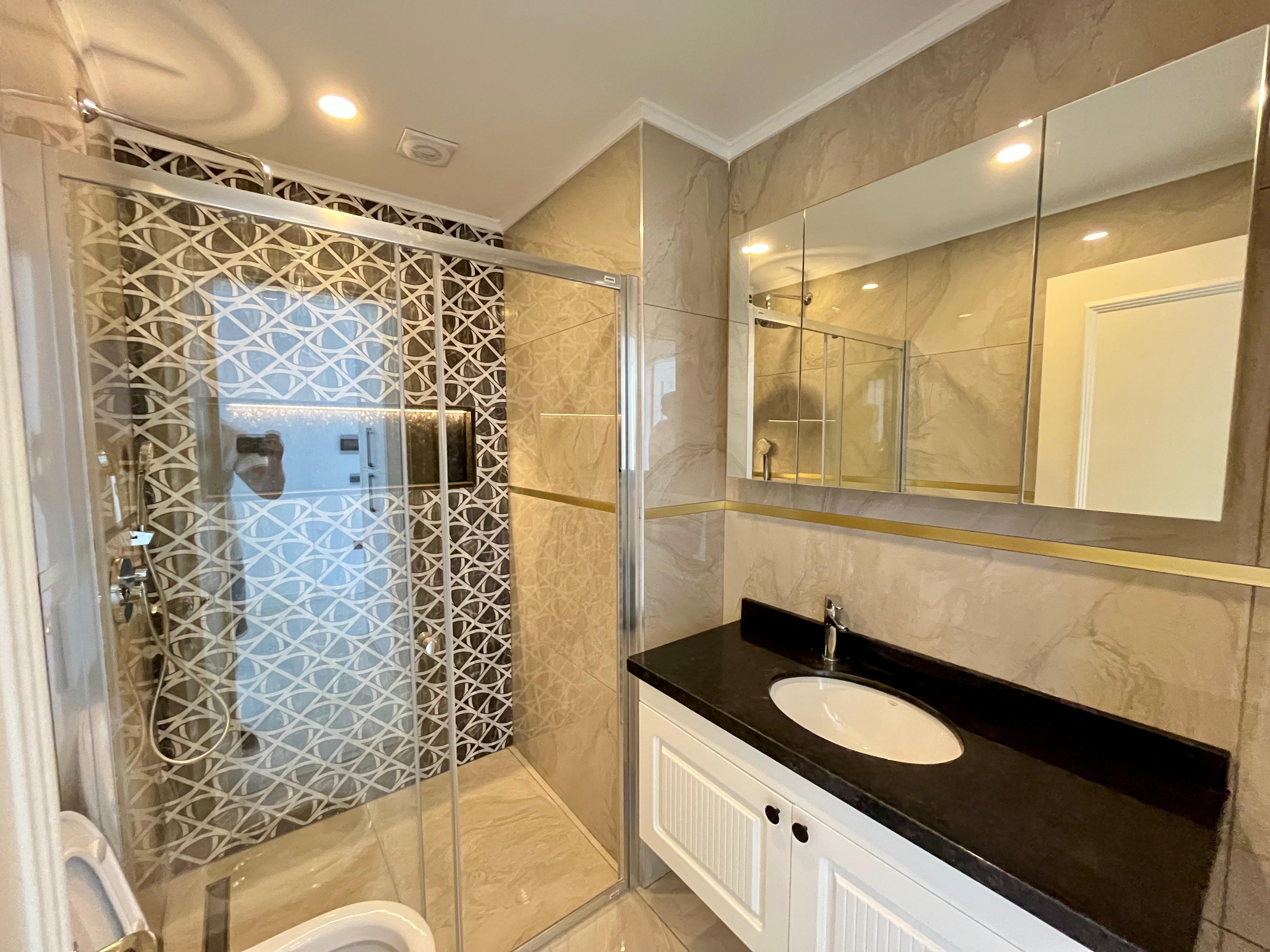 2+1 apartment with a view in the center of Alanya, Cleopatra Beach area