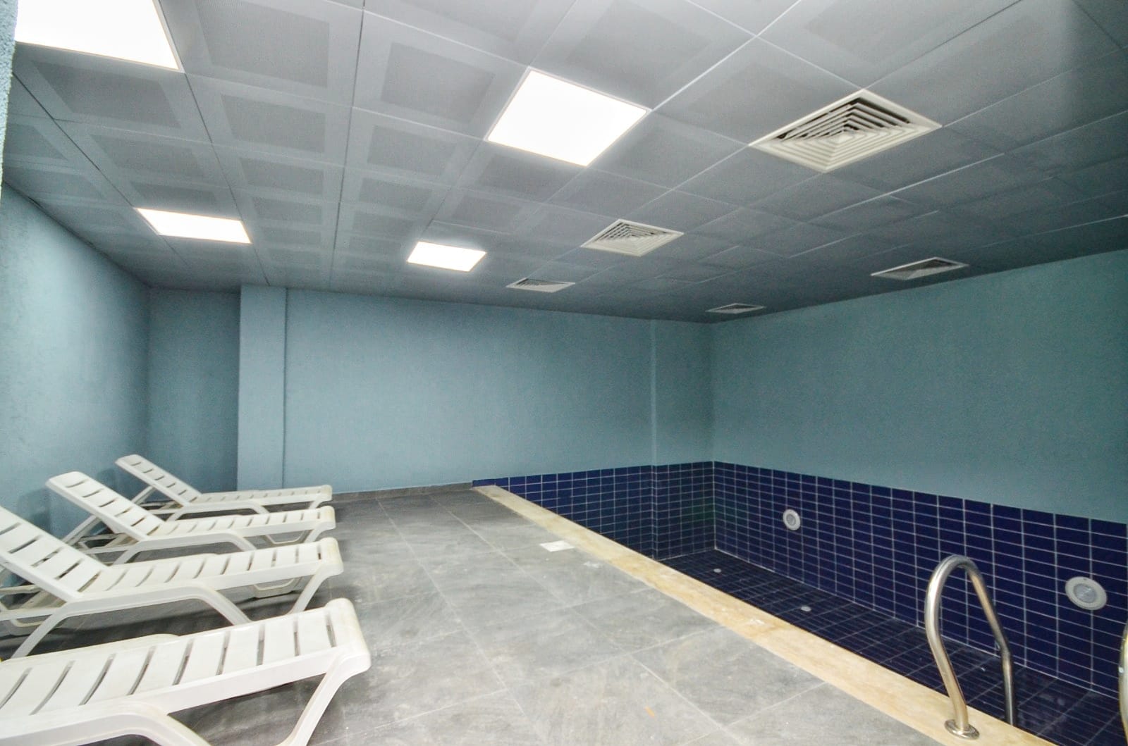 Квартира 2+1 с мебелью в Махмутларе - 500 м до моря, р-н субботнего рынка