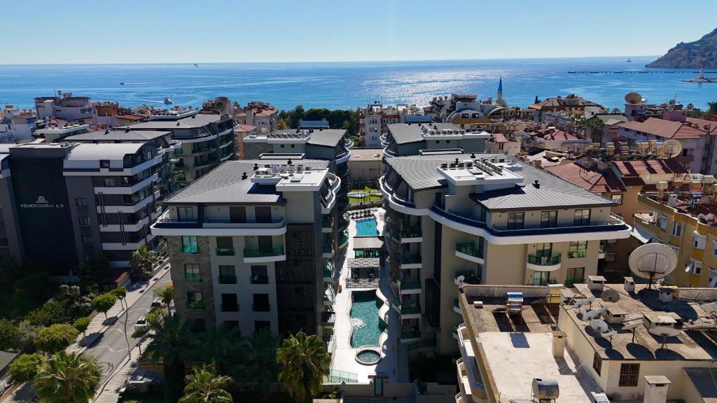 A turnkey two-bedroom apartment in the center of Alanya - suitable for short-term rental.