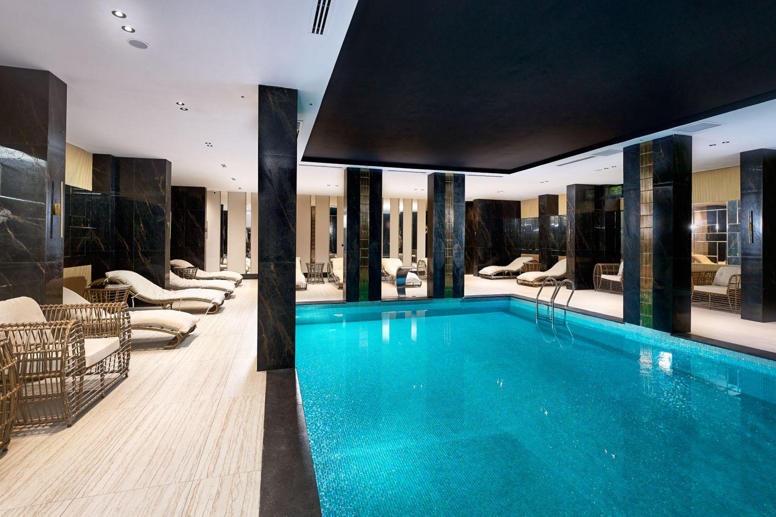 A turnkey two-bedroom apartment in the center of Alanya - suitable for short-term rental.