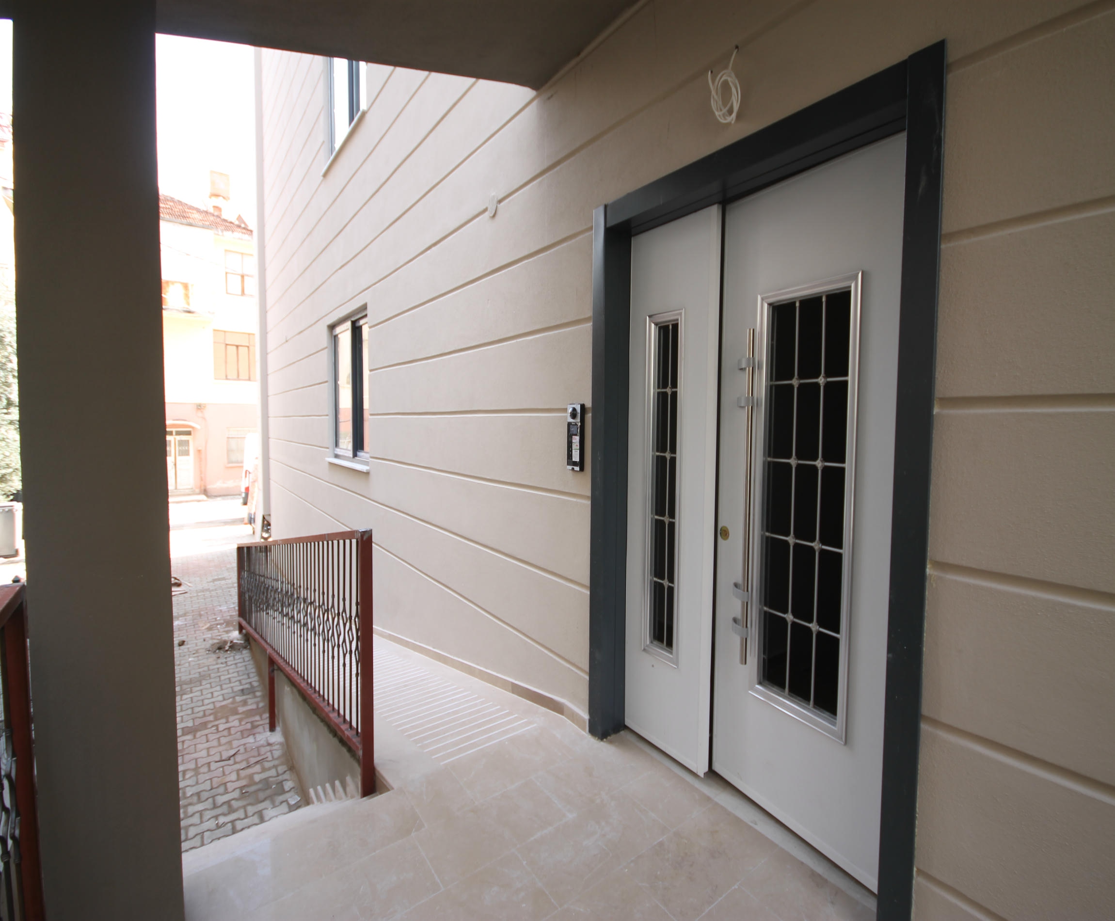 Alanya'nın merkezinde, Kleopatra bölgesinde, denize 500 metre mesafede 2+1 daireler.
