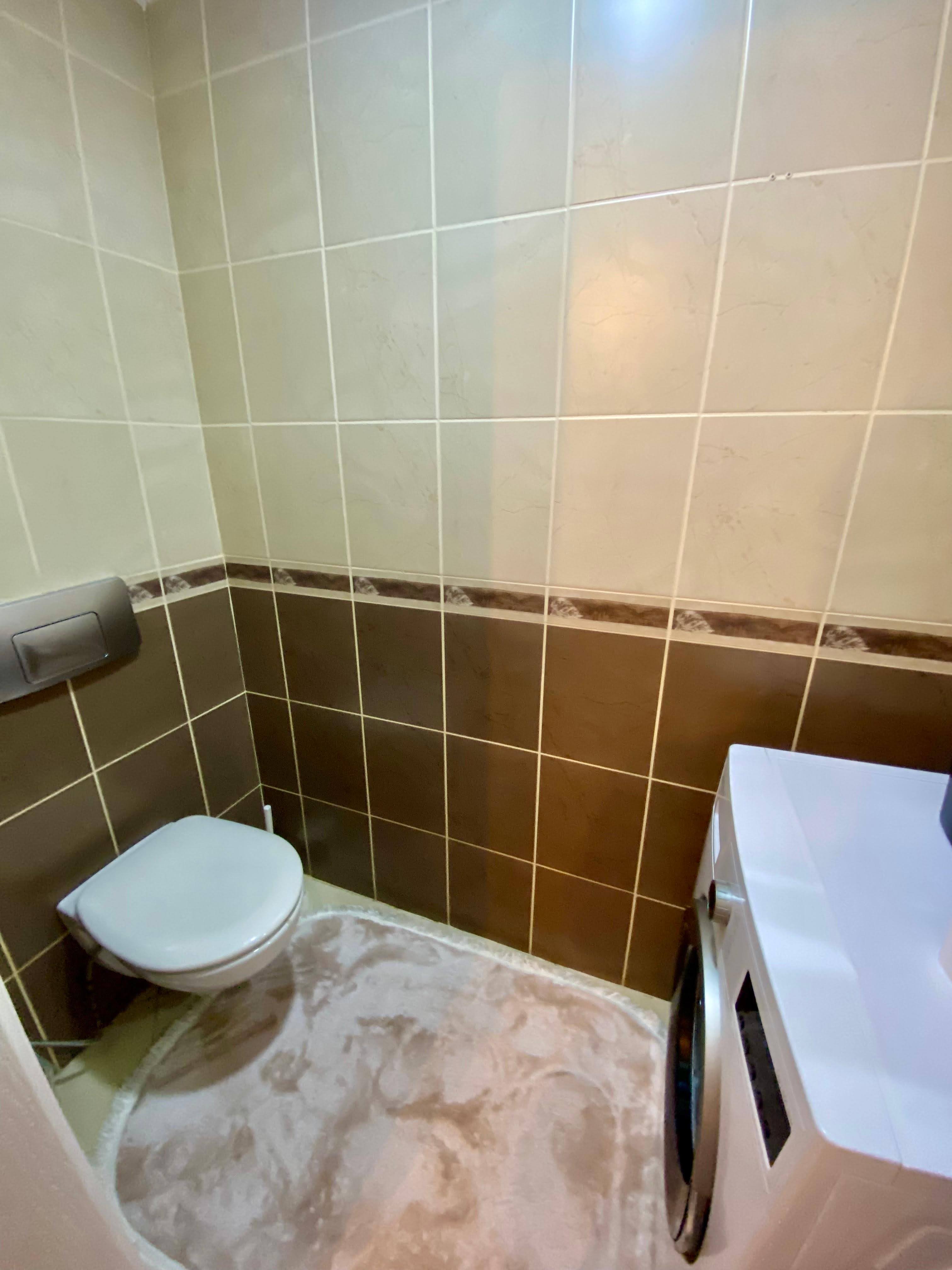 2+1 apartment with sea view in the center of Mahmutlar – furnished, separate kitchen and glazed balcony