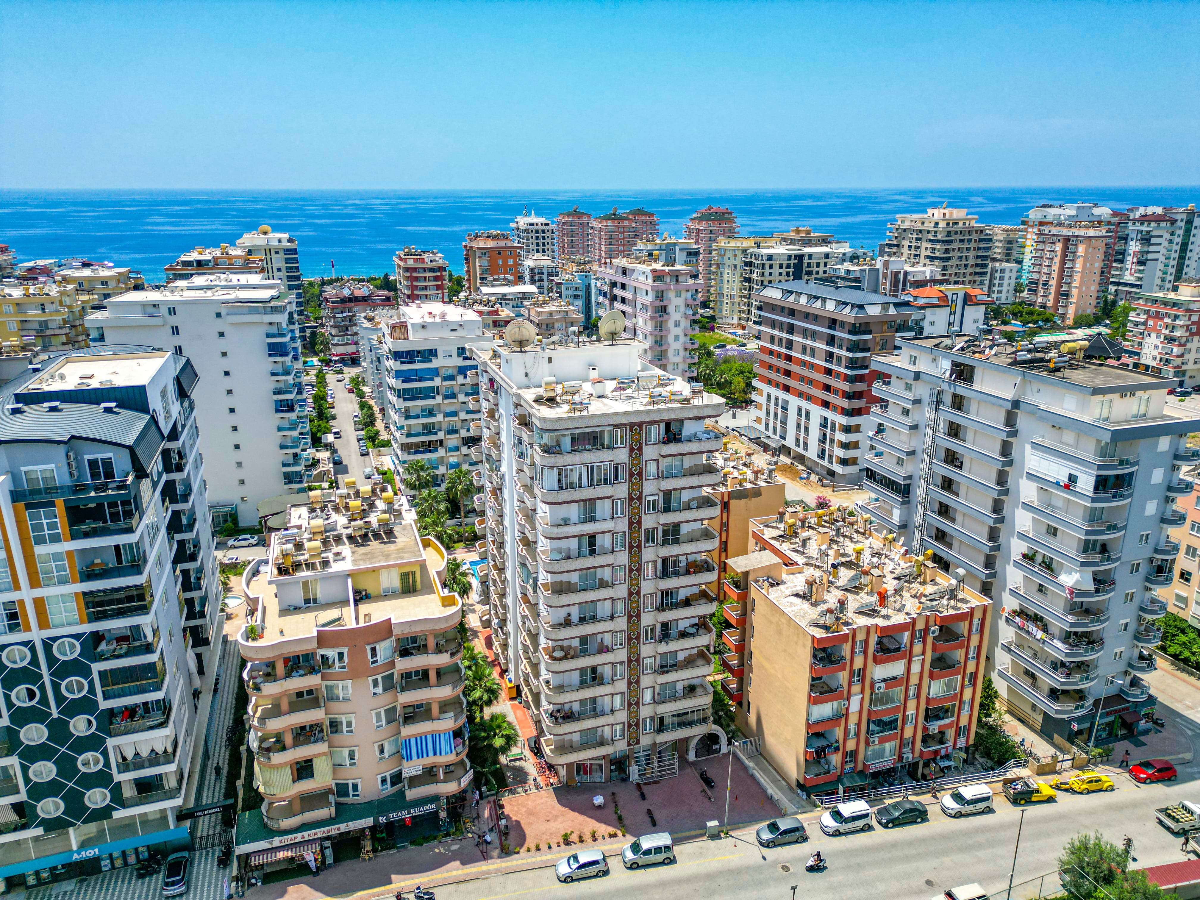 Квартира 3+1 в Махмутларе рядом с морем - улица Ататюрка