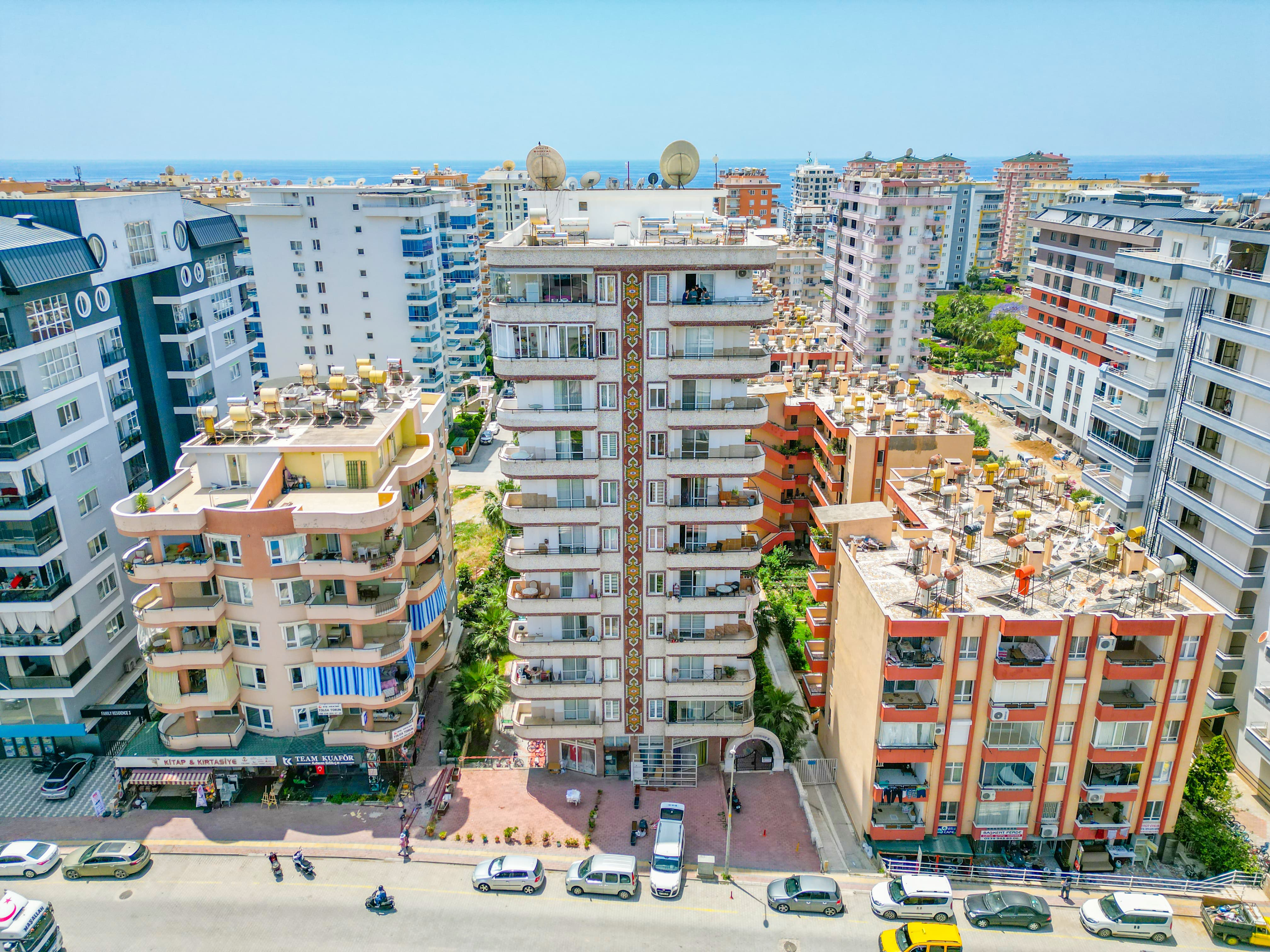 Квартира 3+1 в Махмутларе рядом с морем - улица Ататюрка