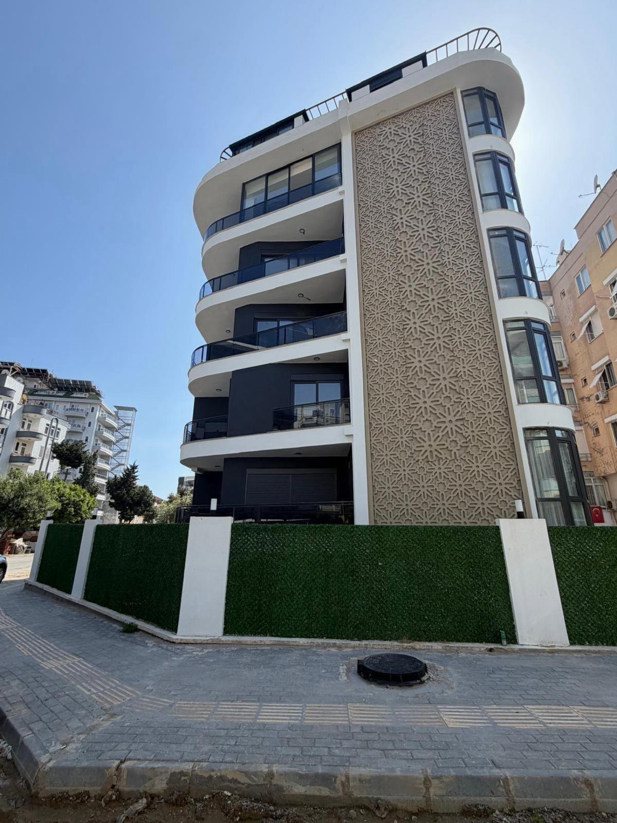 Alanya'nın merkezinde, Kleopatra Plajı bölgesinde 2+1 daire - kısa süreli kiralamaya izin verilir.