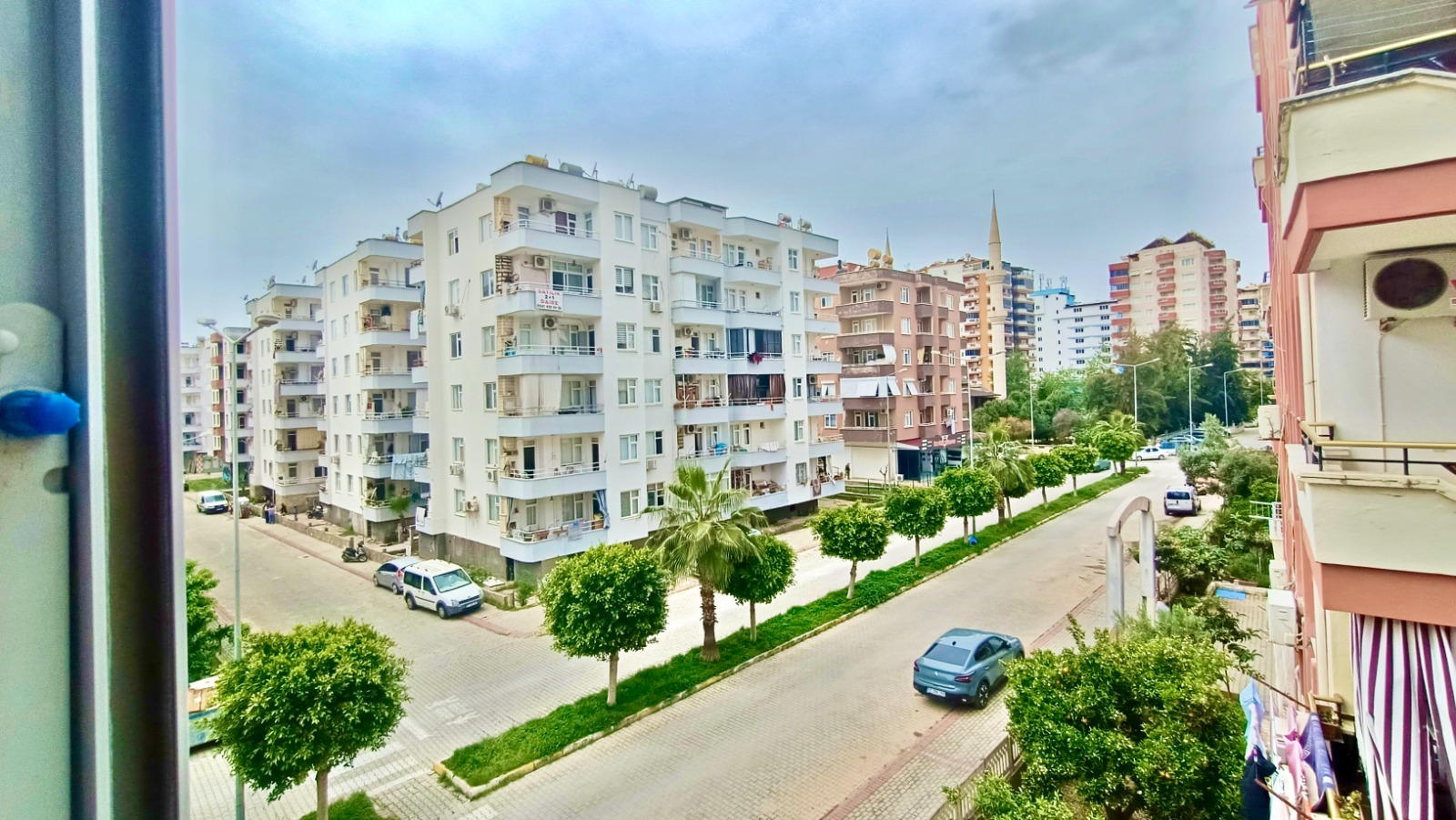 Квартира 2+1 125 м2 в центре Махмутлара – с мебелью, после ремонта, 350 м до моря