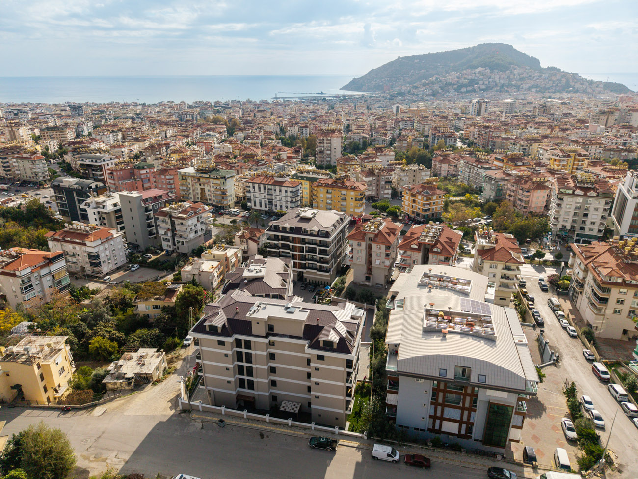 A three-room apartment in the center of Alanya - a new property in a comfort-class residence