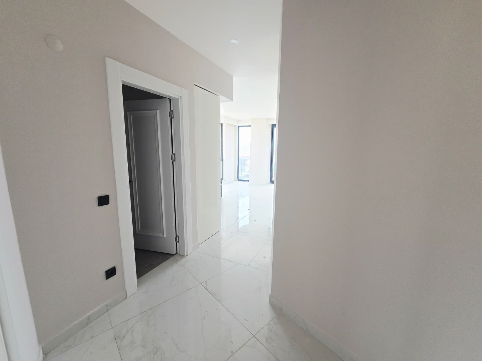 1+1 apartment in the center of Alanya, Cleopatra Beach area - views of the sea and the fortress
