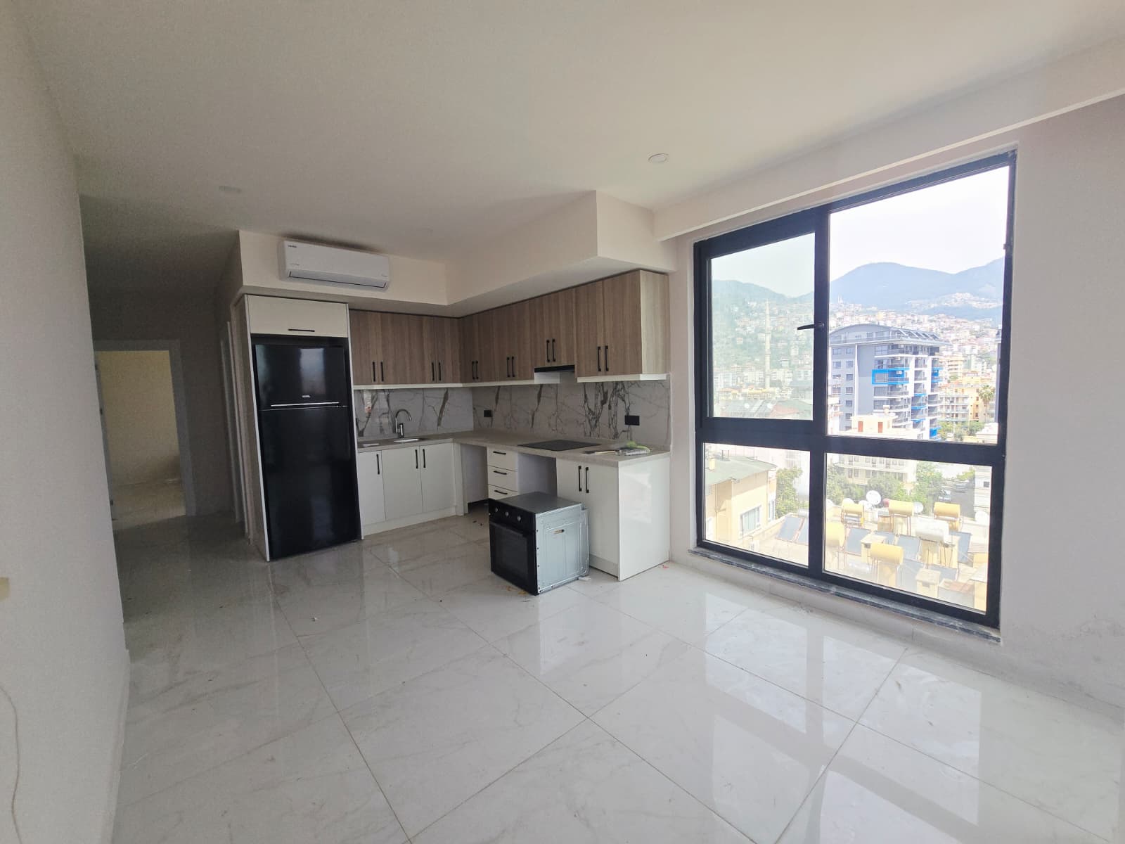 1+1 apartment in the center of Alanya, Cleopatra Beach area - views of the sea and the fortress