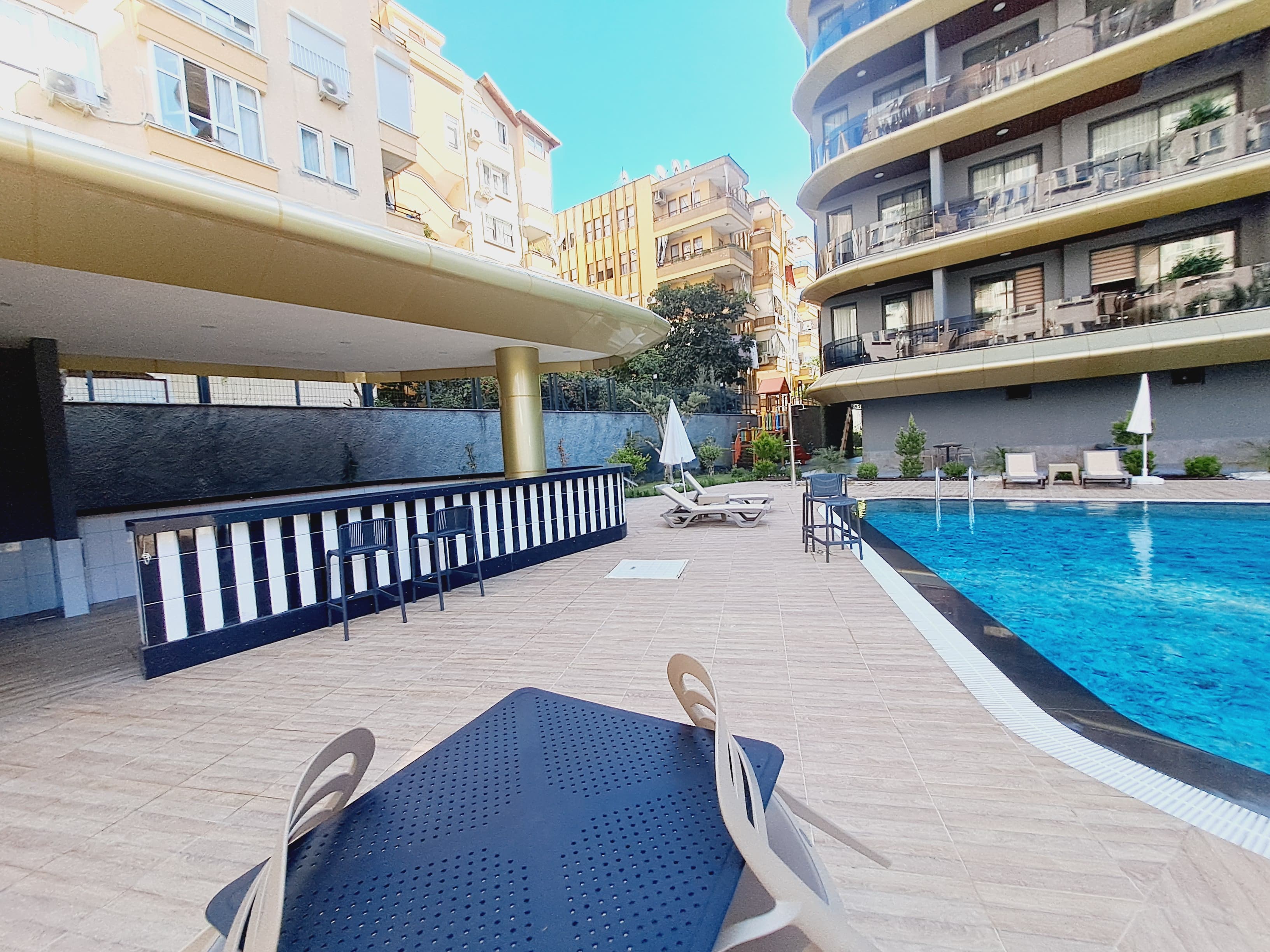 1+1 apartment in the center of Alanya, Cleopatra Beach area - views of the sea and the fortress