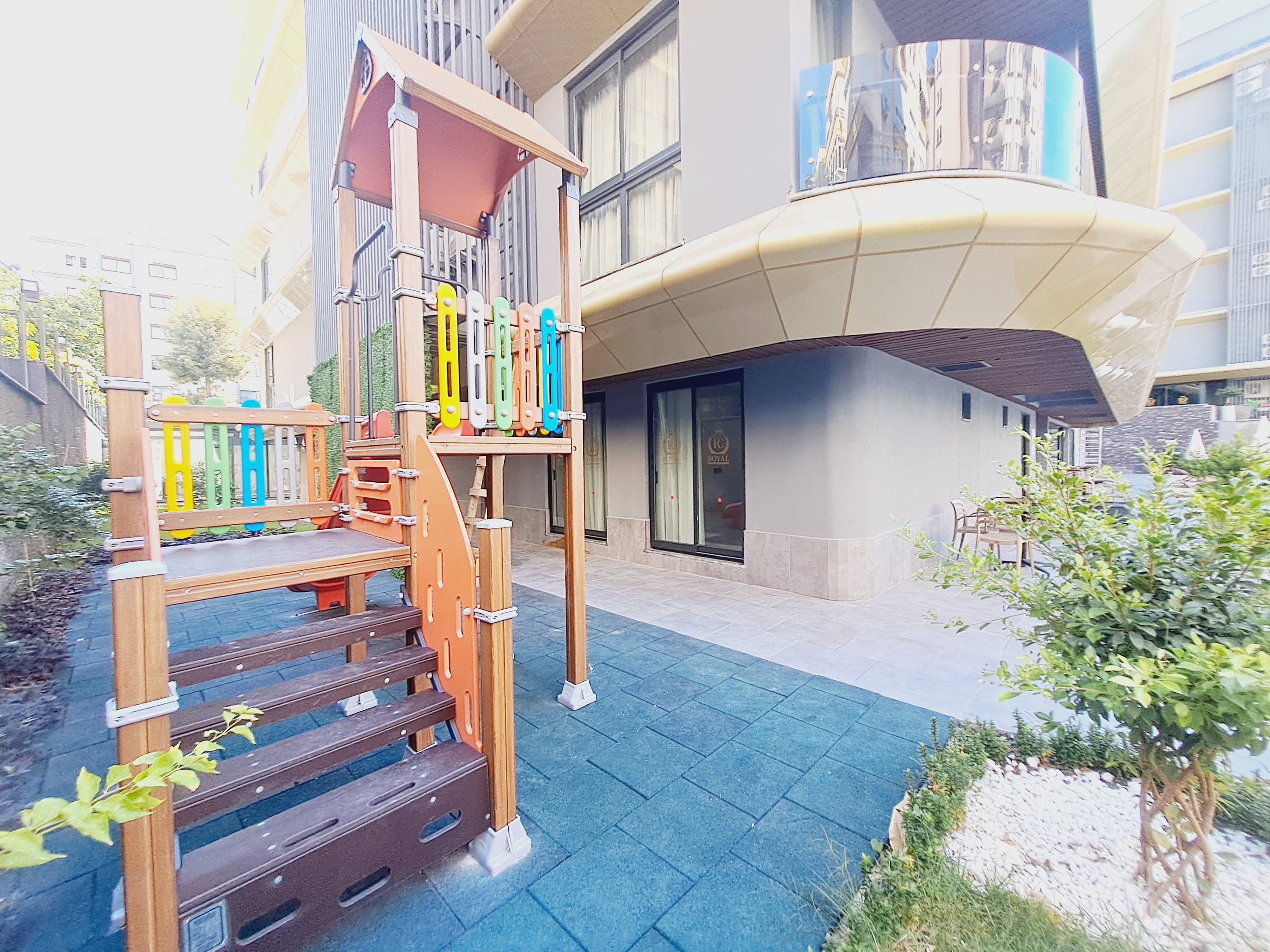 1+1 apartment in the center of Alanya, Cleopatra Beach area - views of the sea and the fortress