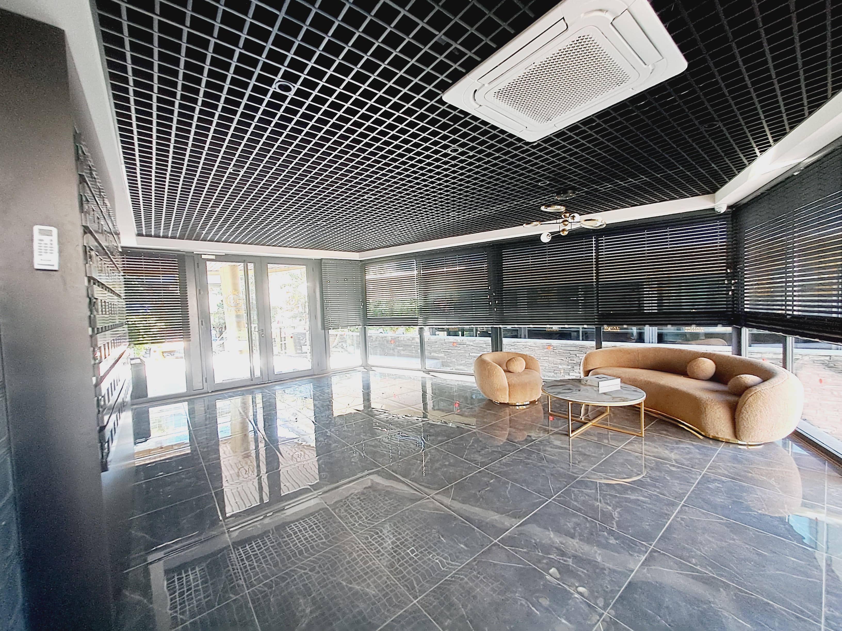 1+1 apartment in the center of Alanya, Cleopatra Beach area - views of the sea and the fortress