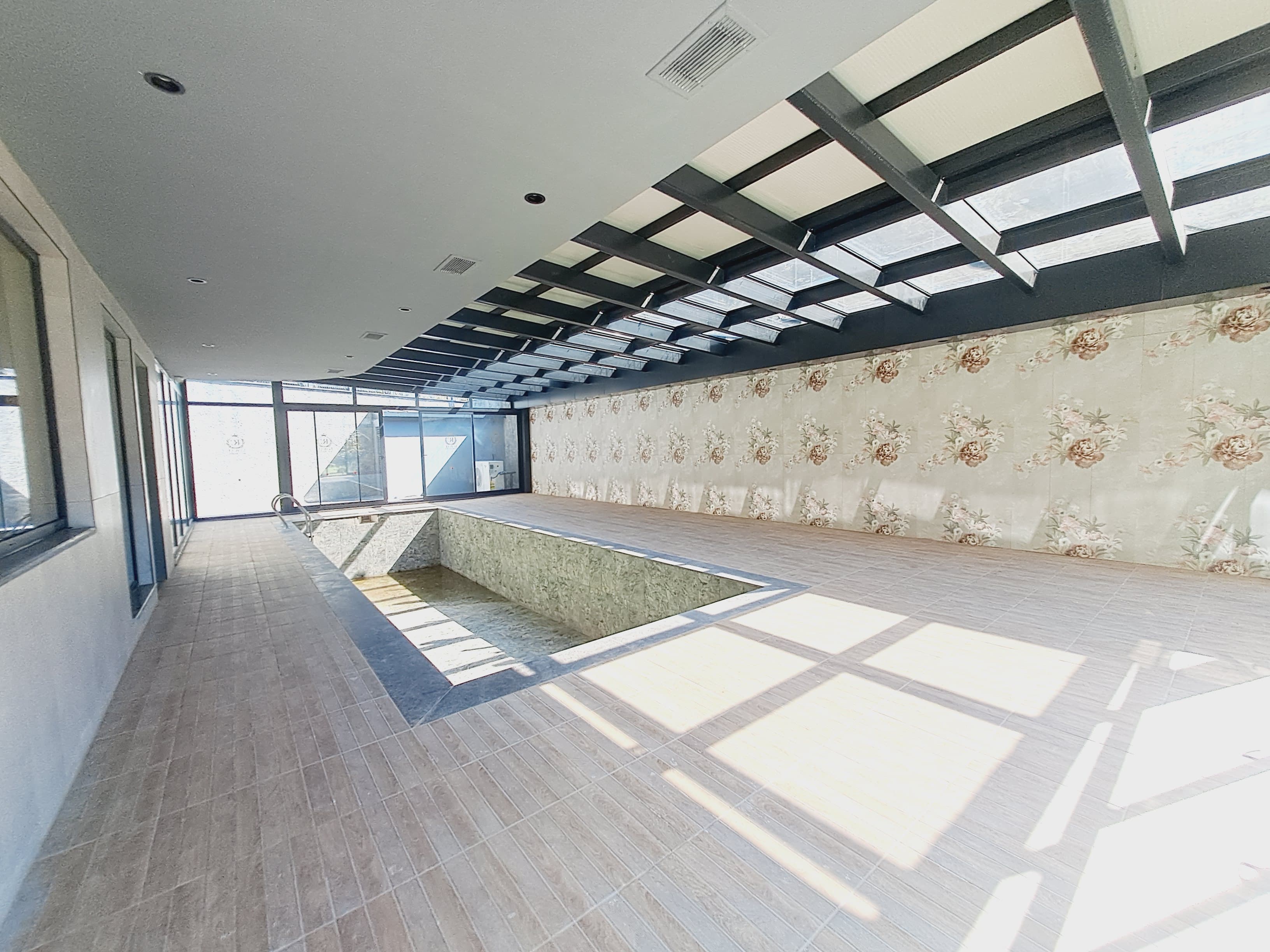 1+1 apartment in the center of Alanya, Cleopatra Beach area - views of the sea and the fortress