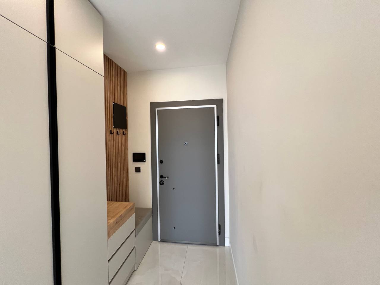 Alanya'nın merkezinde, Kleopatra Plajı bölgesinde, sahibinden doğrudan kiralık, eşyalı 2+1 daire.