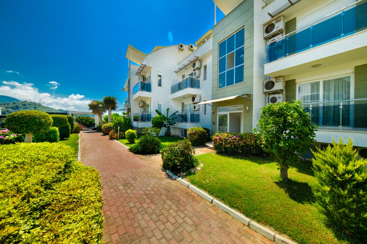 Alanya Konaklı'da panoramik manzaralı 3+1 dubleks çatı katı dairesi