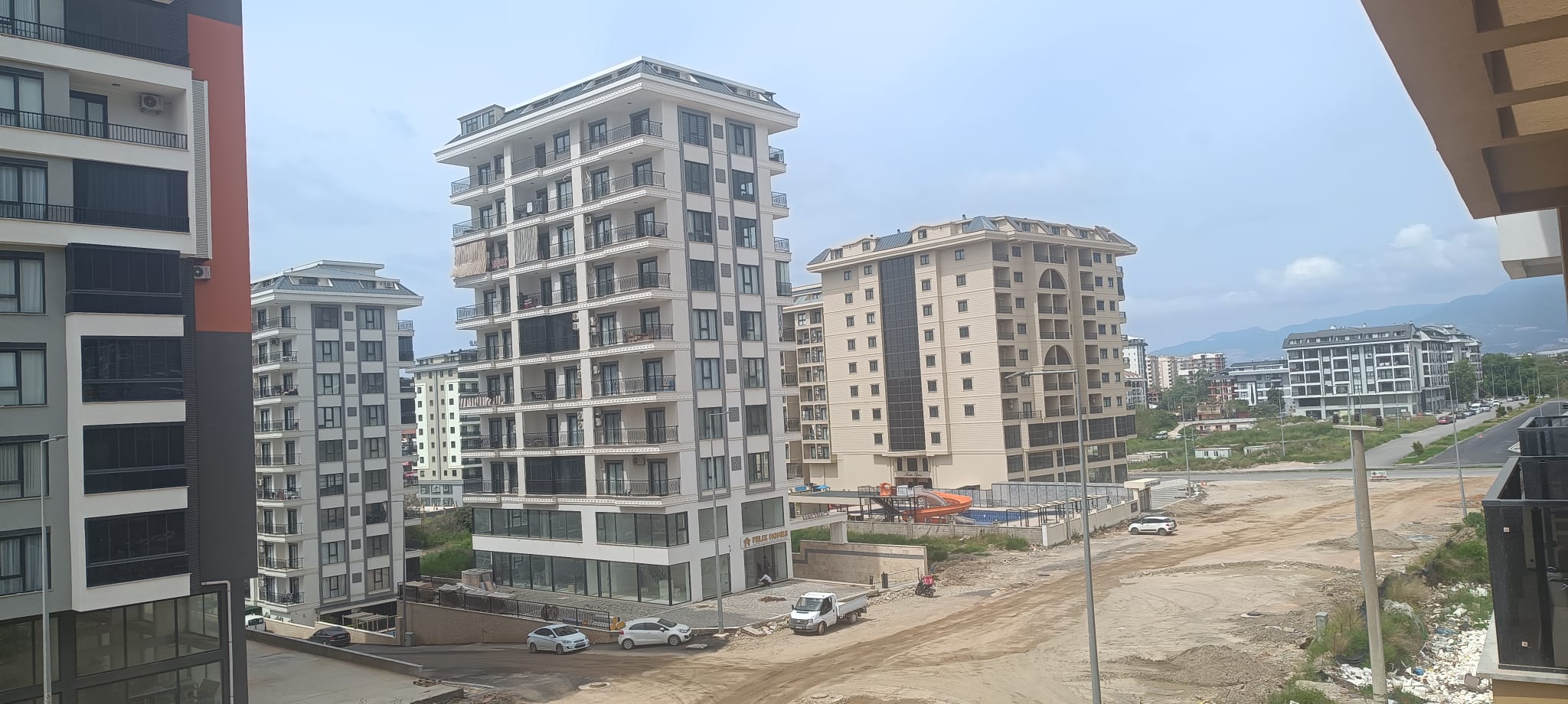 1+1 apartment in the center of Mahmutlar - affordable price, new building