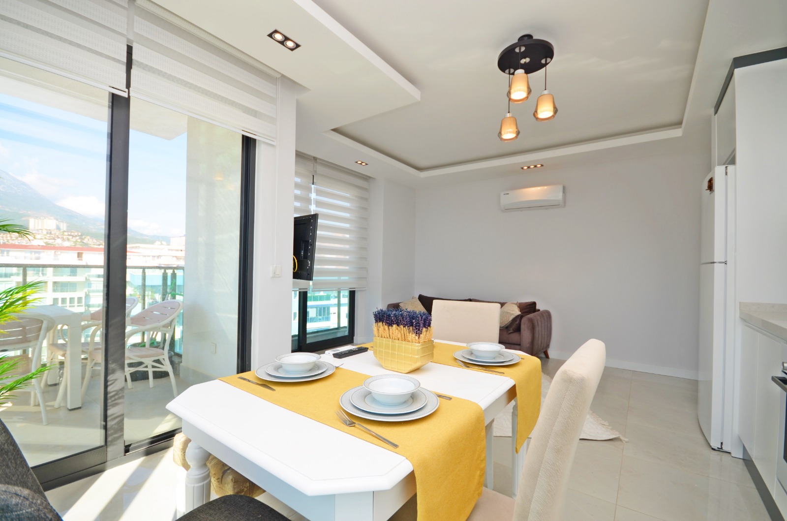 A 2-bedroom apartment on the first line in Mahmutlar – sea view, heated floors, from the owner