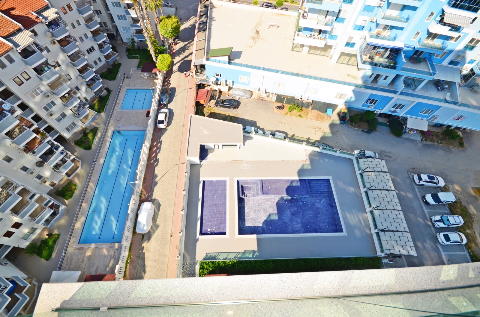 A 2-bedroom apartment on the first line in Mahmutlar – sea view, heated floors, from the owner
