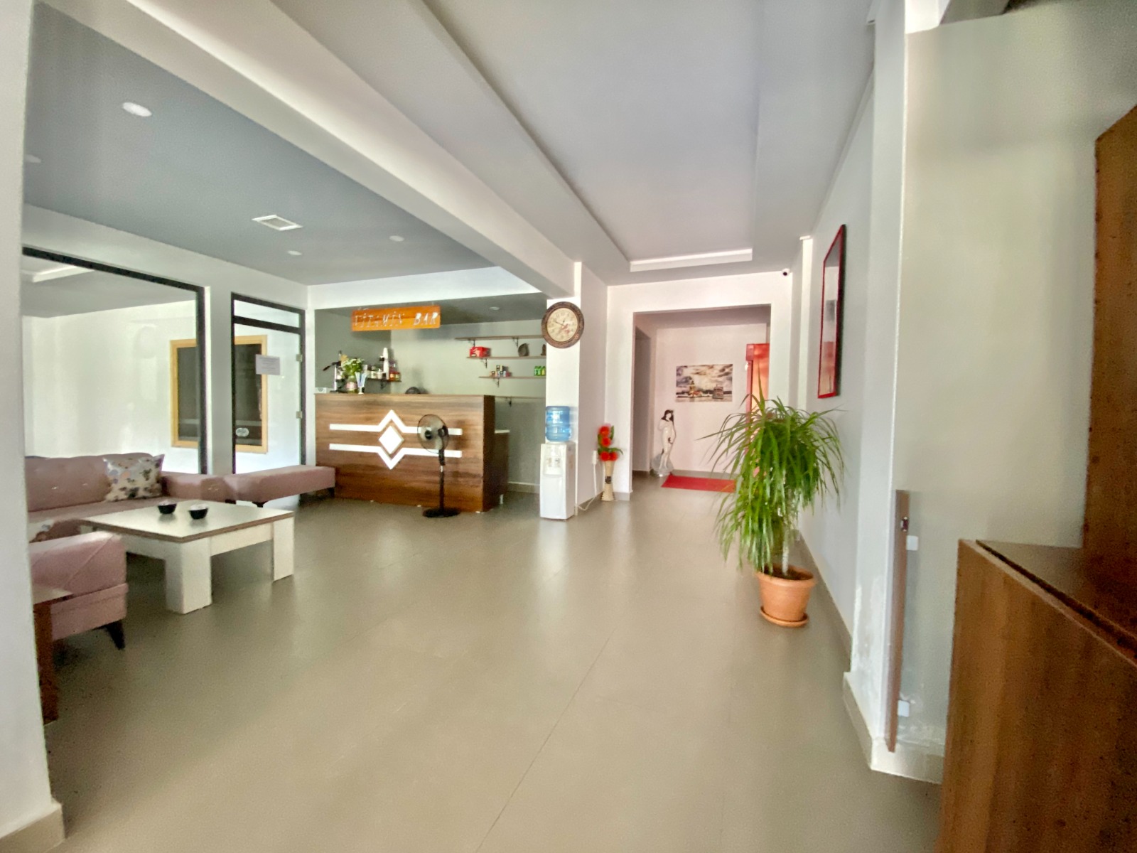 A 2-bedroom apartment on the first line in Mahmutlar – sea view, heated floors, from the owner
