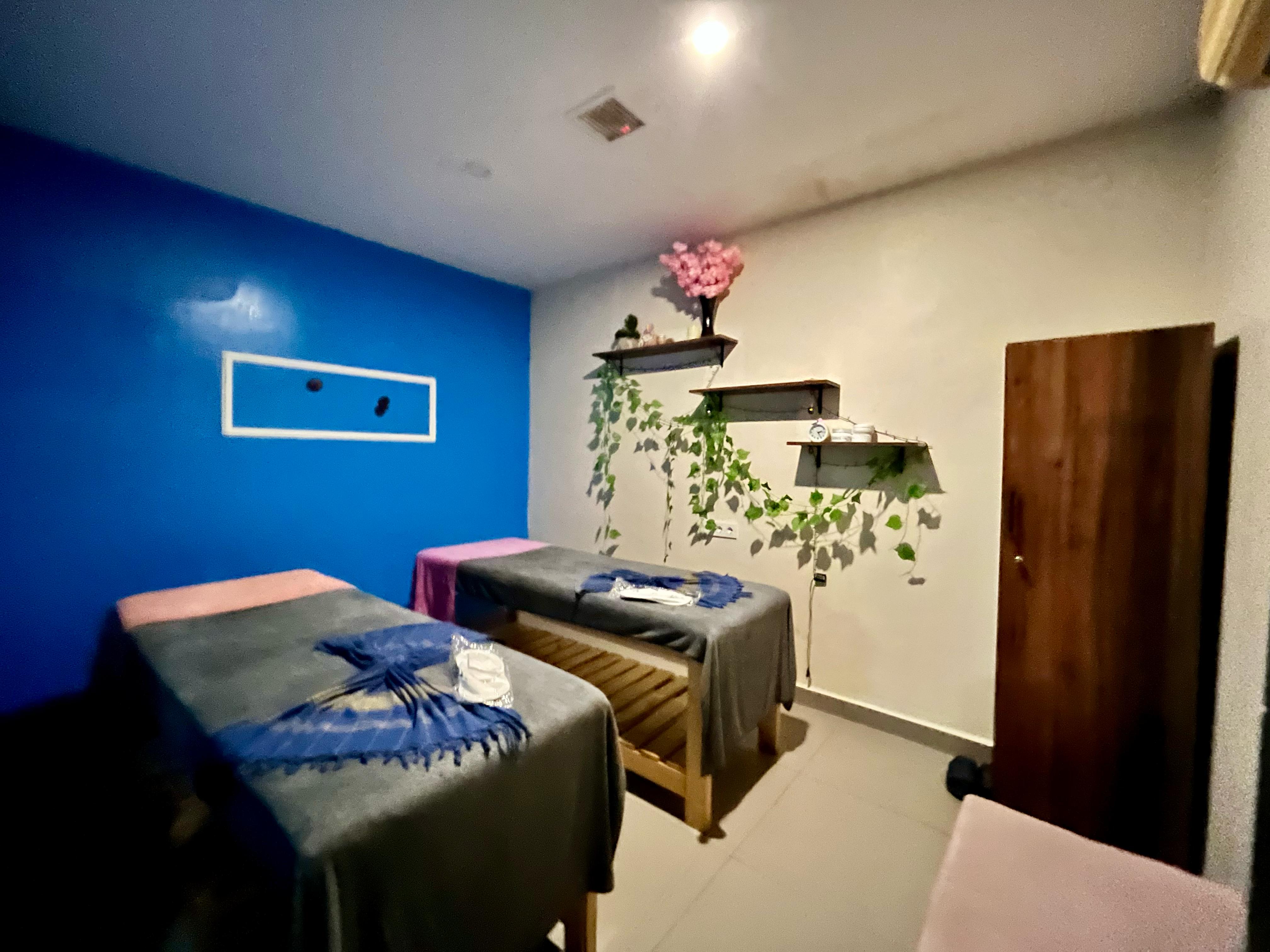 A 2-bedroom apartment on the first line in Mahmutlar – sea view, heated floors, from the owner