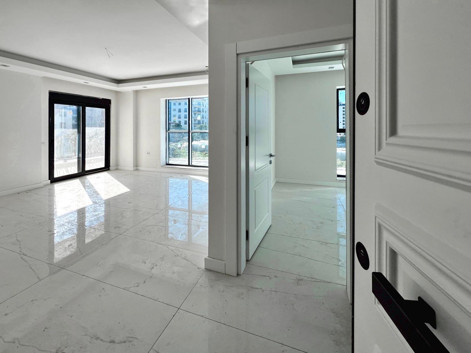 Hot offer: 1+1 apartment in Mahmutlar - south side, district center